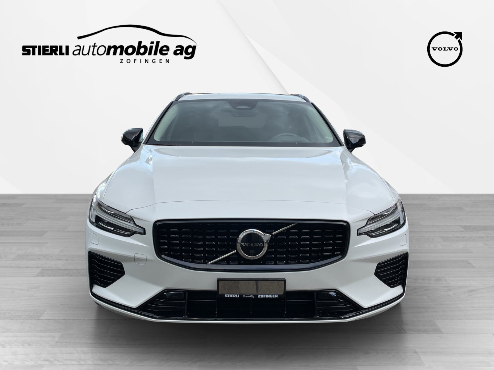 VOLVO V60 2.0 T6 TE Ultimate Dark eAWD, Plug-in-Hybrid Benzin/Elektro, Occasion / Gebraucht, Automatik - 2