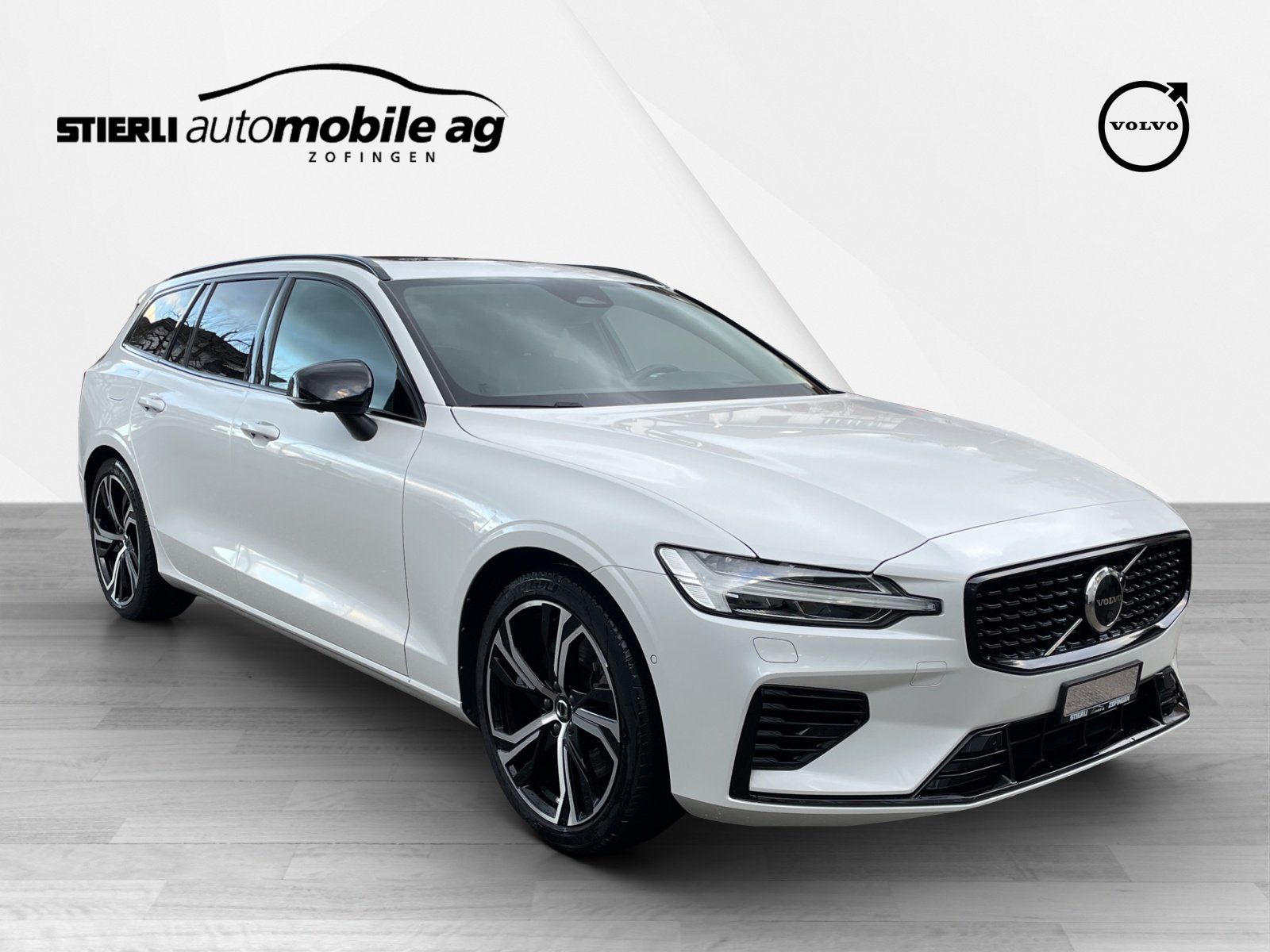 VOLVO V60 2.0 T6 TE Ultimate Dark eAWD, Plug-in-Hybrid Benzin/Elektro, Occasion / Gebraucht, Automatik - 3