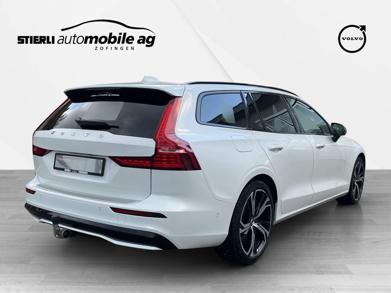 VOLVO V60 2.0 T6 TE Ultimate Dark eAWD, Plug-in-Hybrid Benzin/Elektro, Occasion / Gebraucht, Automatik - 5