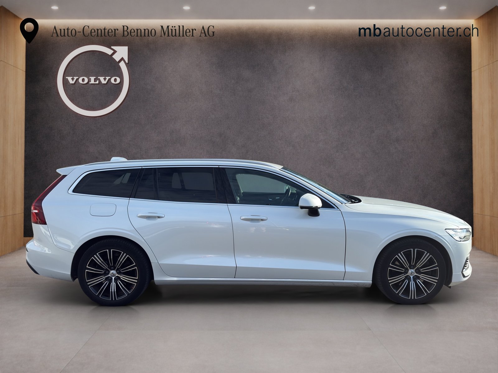 VOLVO V60 2.0 T6 TE Inscription eAWD, Plug-in-Hybrid Benzin/Elektro, Occasion / Gebraucht, Automatik - 6