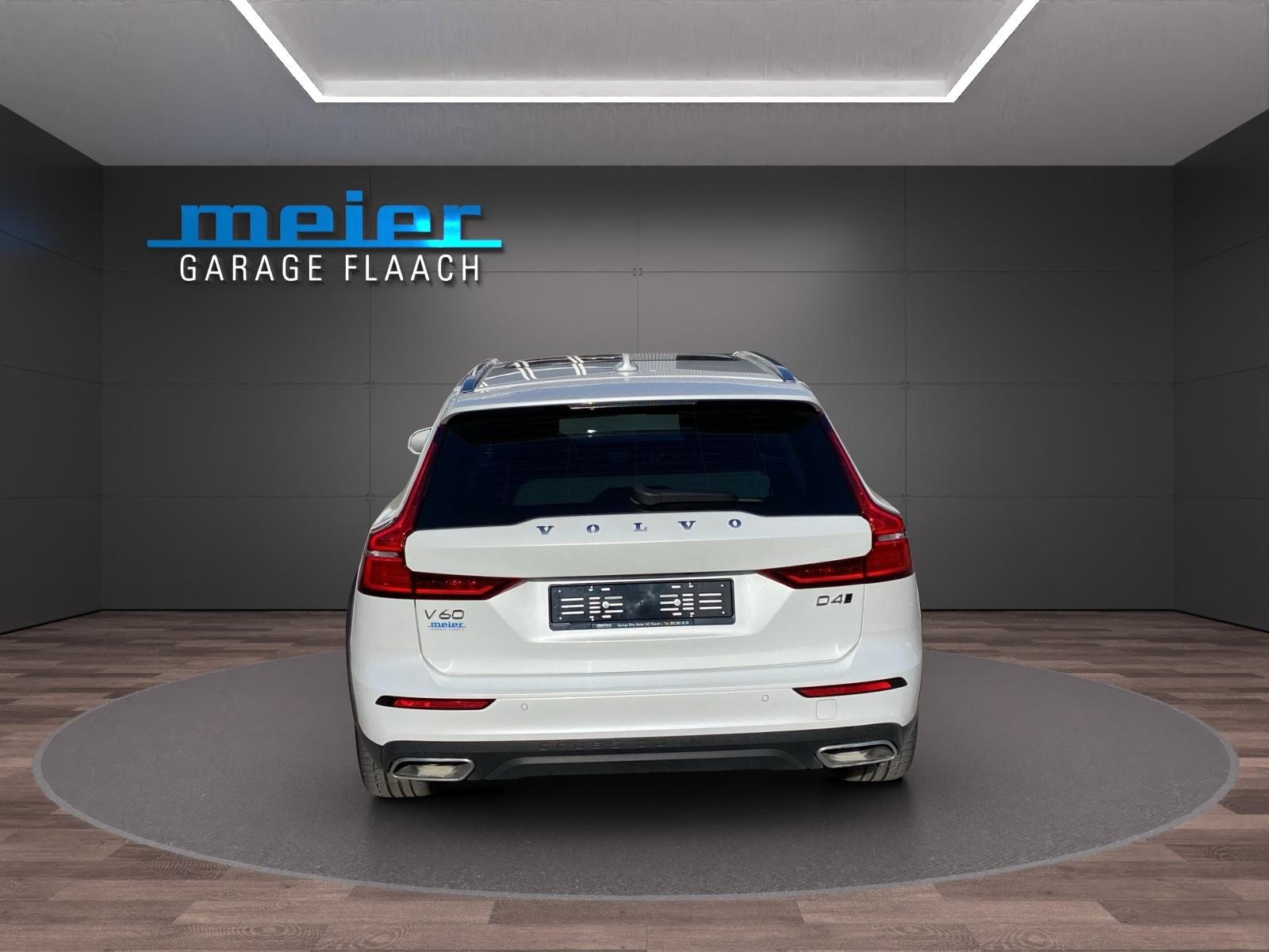 VOLVO V60 Cross Country 2.0 B4 Ultimate AWD, Mild-Hybrid Diesel/Elektro, Occasion / Gebraucht, Automatik - 4