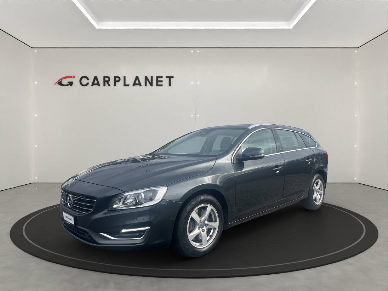 VOLVO V60 2.4 D5 Summum AWD
