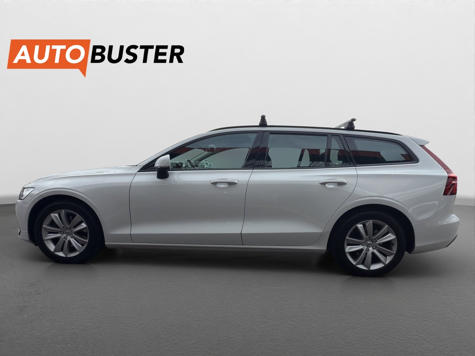 VOLVO V60 B3 Benzin Mild Hybrid Momentum Light Geartronic, Mild-Hybrid Petrol/Electric, Second hand / Used, Automatic - 2