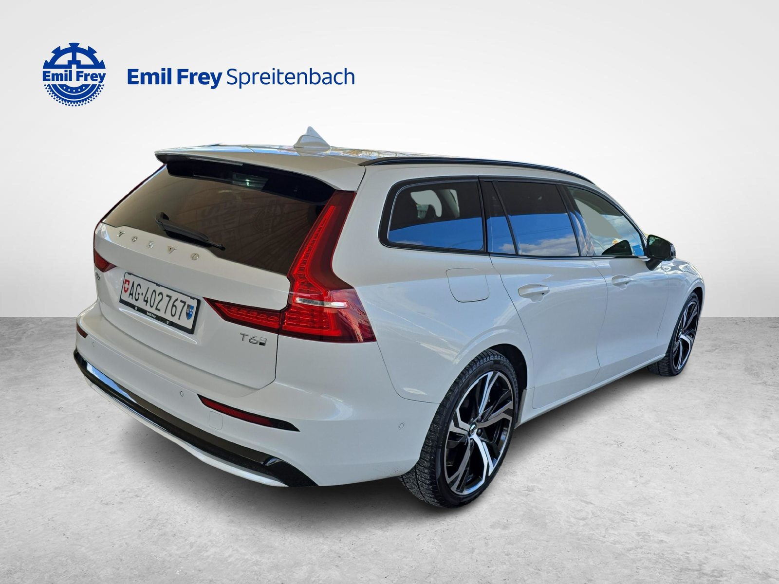 VOLVO V60 2.0 T6 TE Plus Dark eAWD / Jetzt mit attraktivem 1.9% Le, Hybride Rechargeable Essence/Électricité, Occasion / Utilisé, Automatique - 5