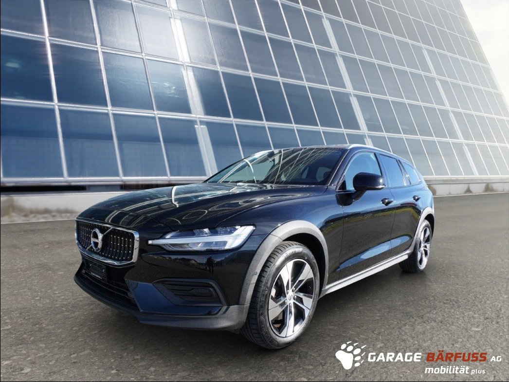 VOLVO V60 Cross Country 2.0 B4 AWD