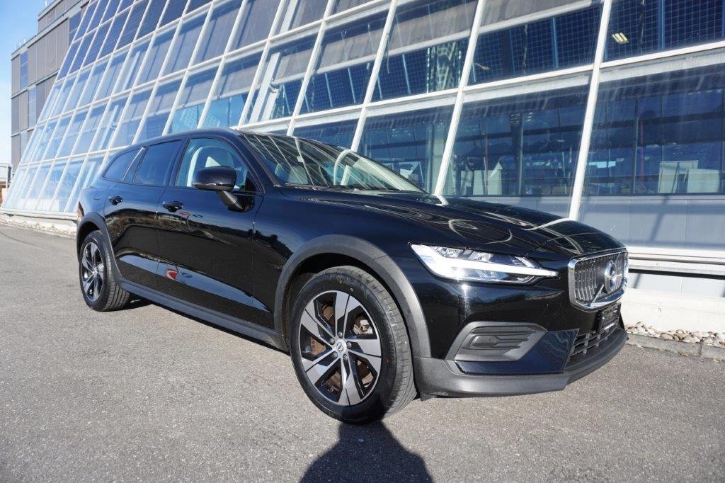 VOLVO V60 Cross Country 2.0 B4 AWD, Hybride Léger Diesel/Électricité, Occasion / Utilisé, Automatique - 4