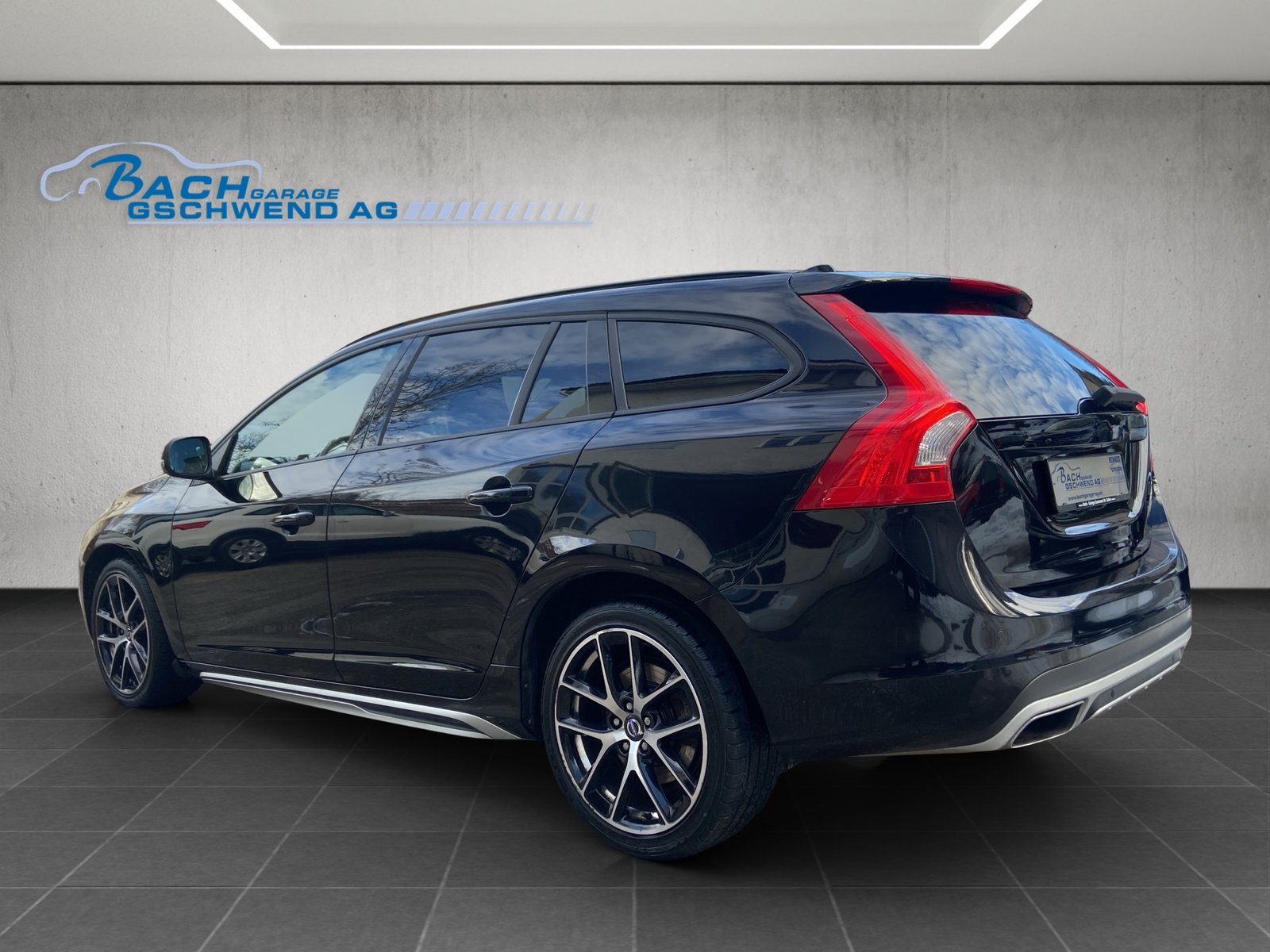 VOLVO V60 D4 AWD Family Edition Geartronic, Diesel, Occasioni / Usate, Automatico - 5