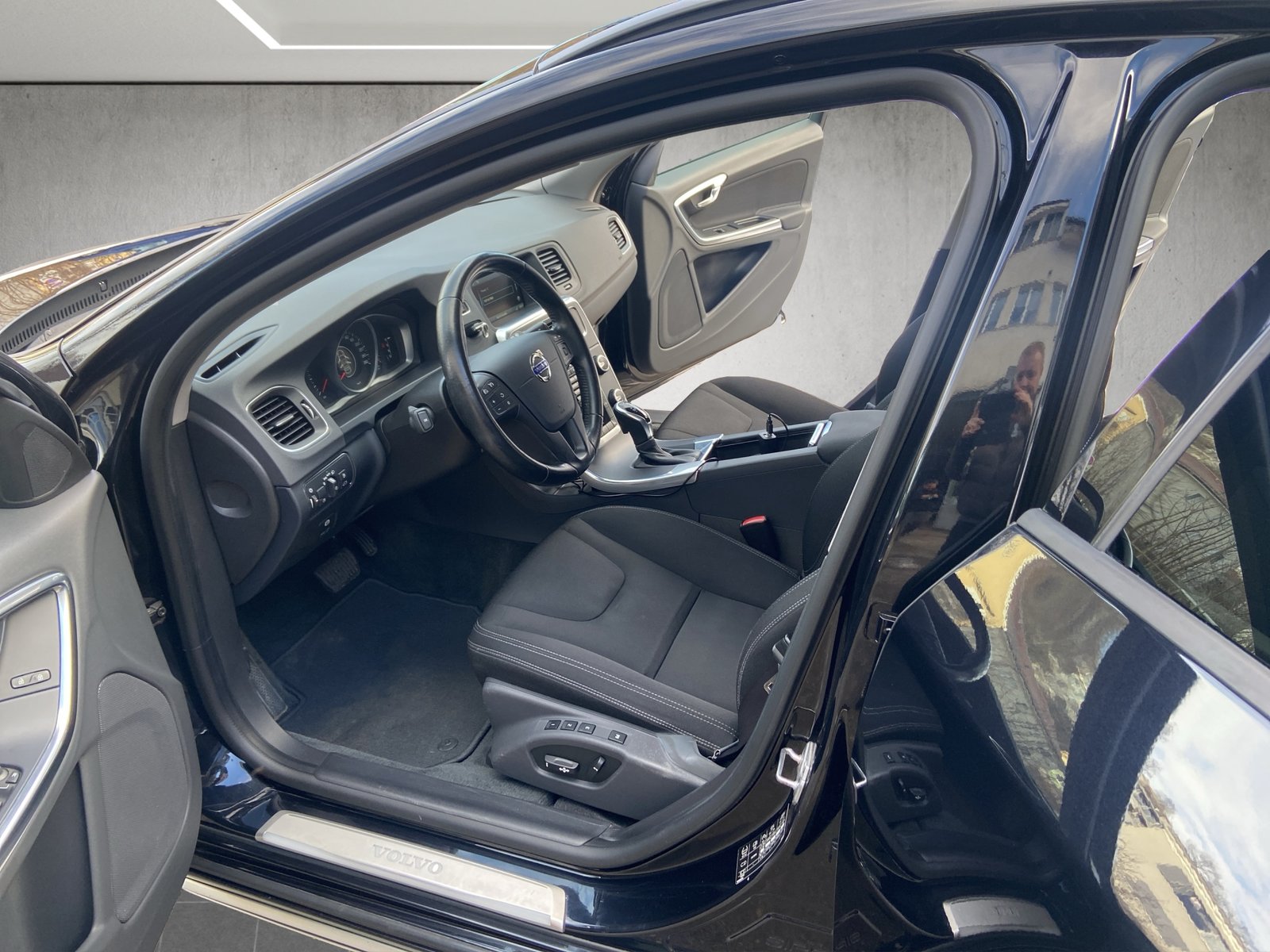 VOLVO V60 D4 AWD Family Edition Geartronic, Diesel, Occasioni / Usate, Automatico - 7