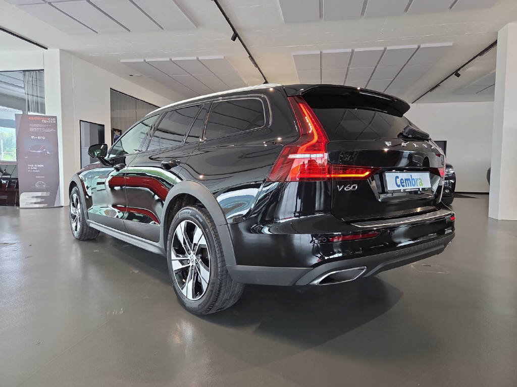 VOLVO V60 Cross Country 2.0 D4 AWD, Diesel, Occasioni / Usate, Automatico - 6