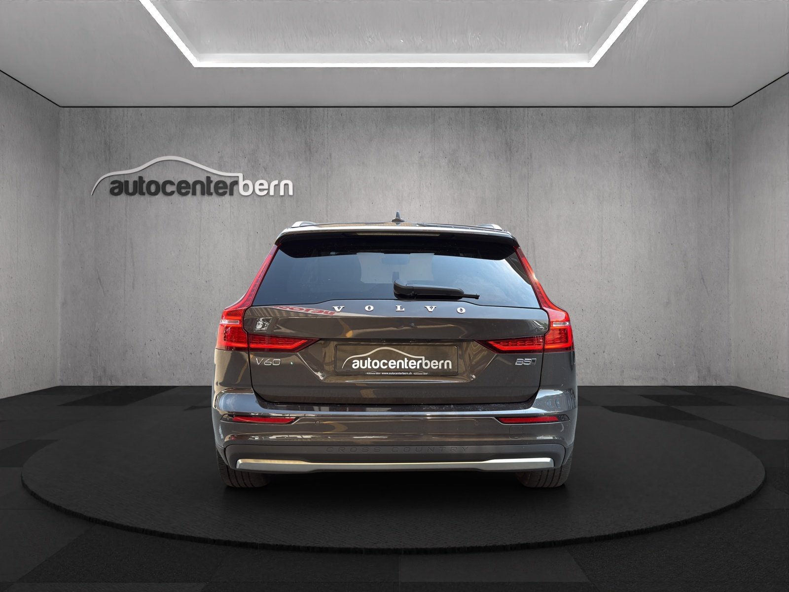 VOLVO V60 Cross Country B5 Mild Hybrid Ultimate AWD Geartron, Hybride Léger Essence/Électricité, Occasion / Utilisé, Automatique - 6