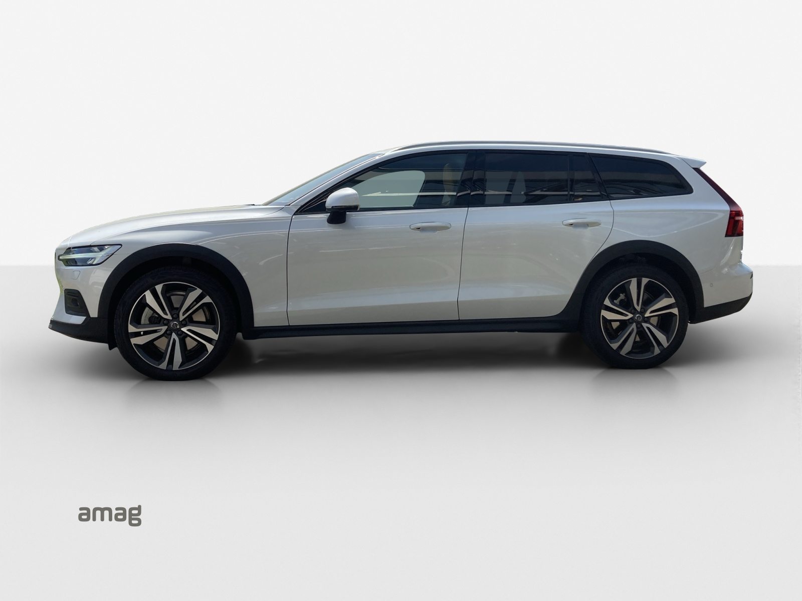 VOLVO V60 CC B5 Ultimate AWD, Petrol, Second hand / Used, Automatic - 2