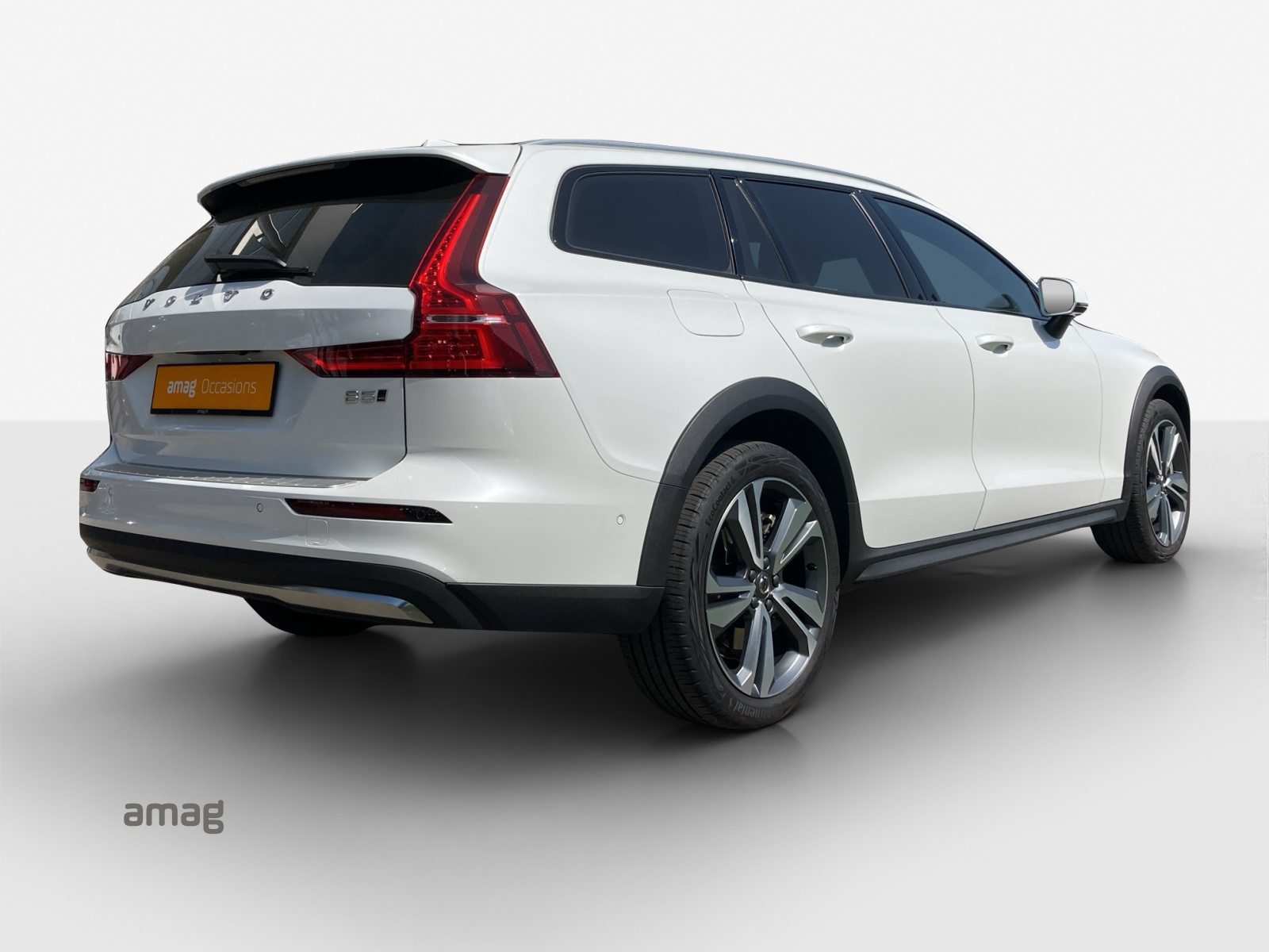 VOLVO V60 CC B5 Ultimate AWD, Petrol, Second hand / Used, Automatic - 5