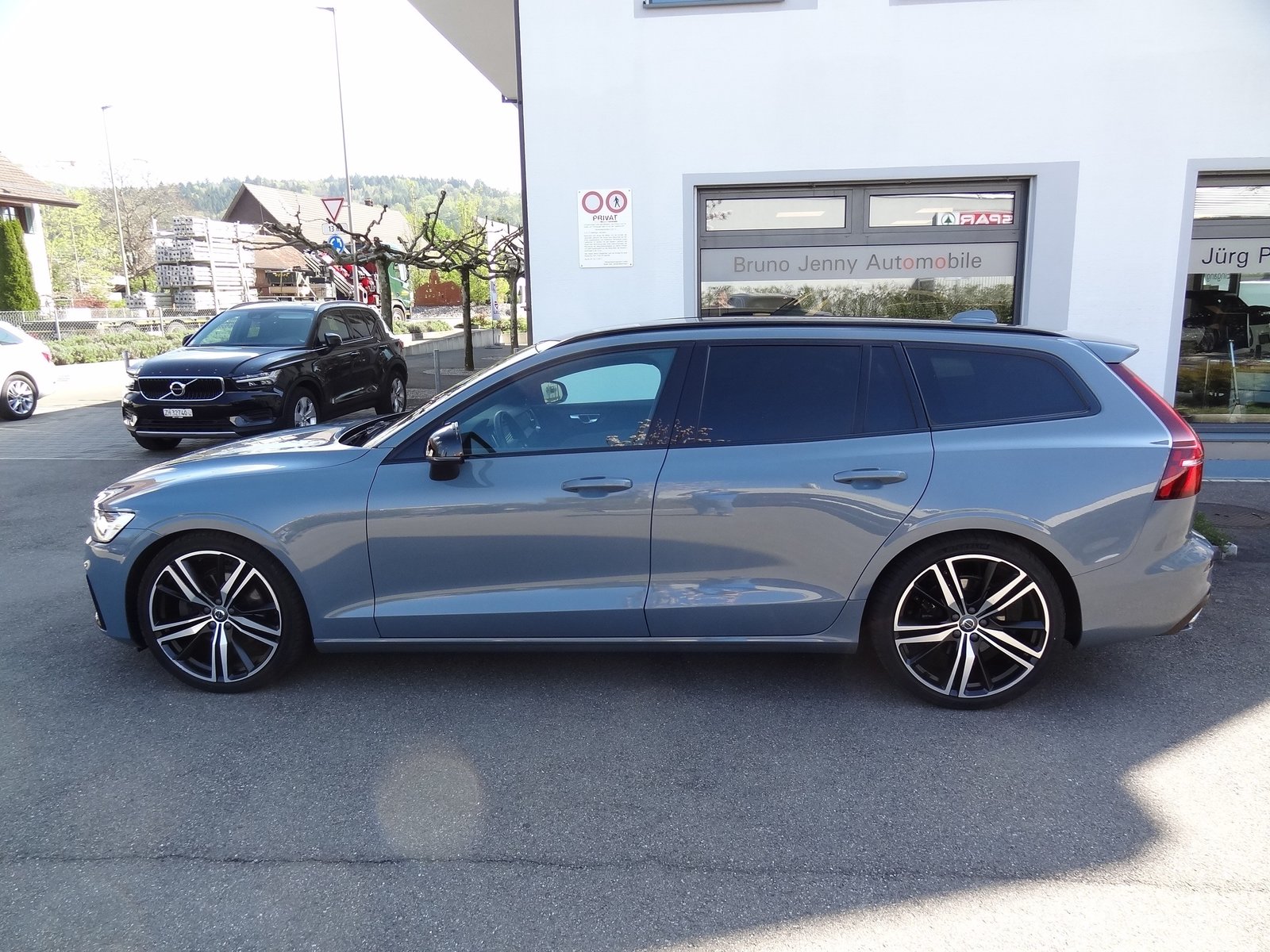 VOLVO V60 B4 Diesel Mild Hybrid *Plus Dark* Geartronic, Hybride Leggero Diesel/Elettrica, Occasioni / Usate, Automatico - 4