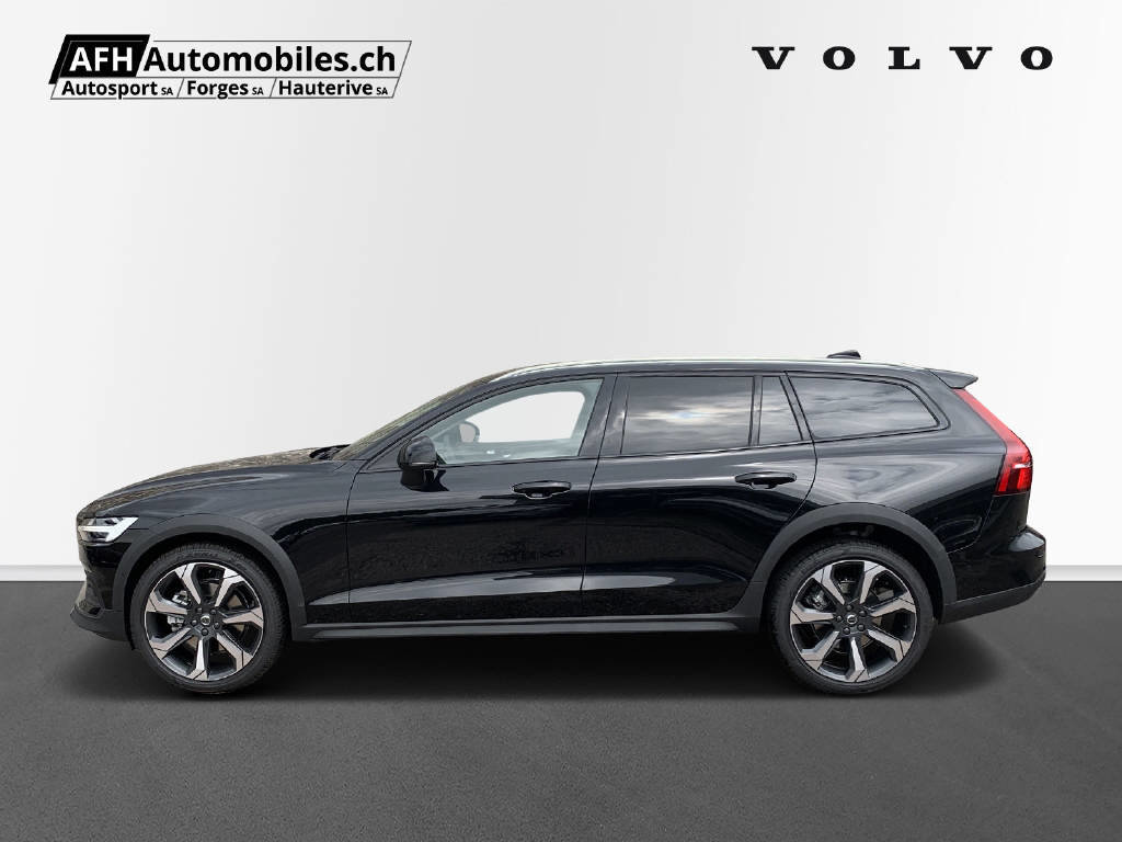 VOLVO V60 Cross Country 2.0 B5 Ultim, Hybride Léger Essence/Électricité, Occasion / Utilisé, Automatique - 2