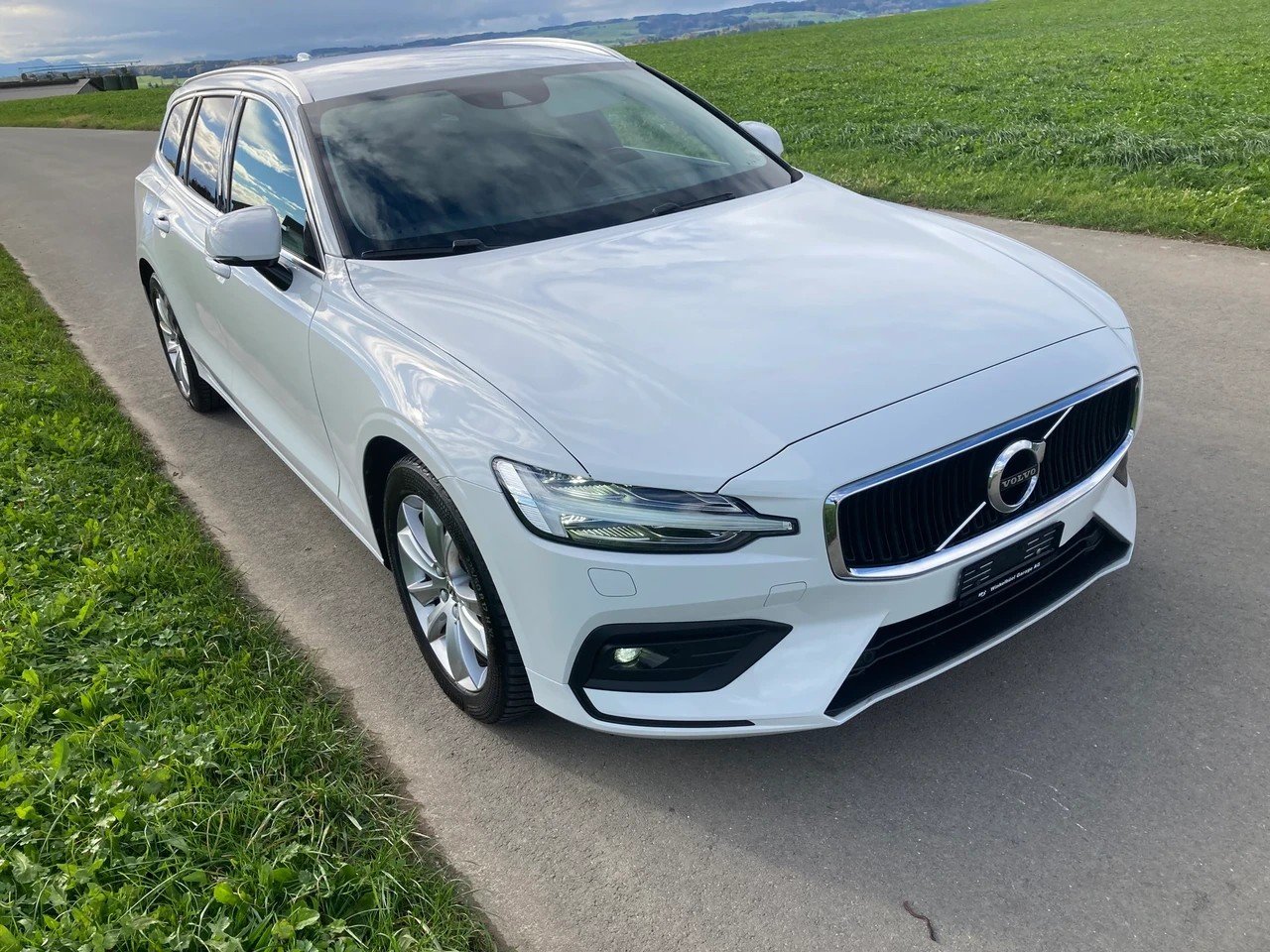 VOLVO V60 D3 Momentum Geartronic, Diesel, Occasioni / Usate, Automatico - 2