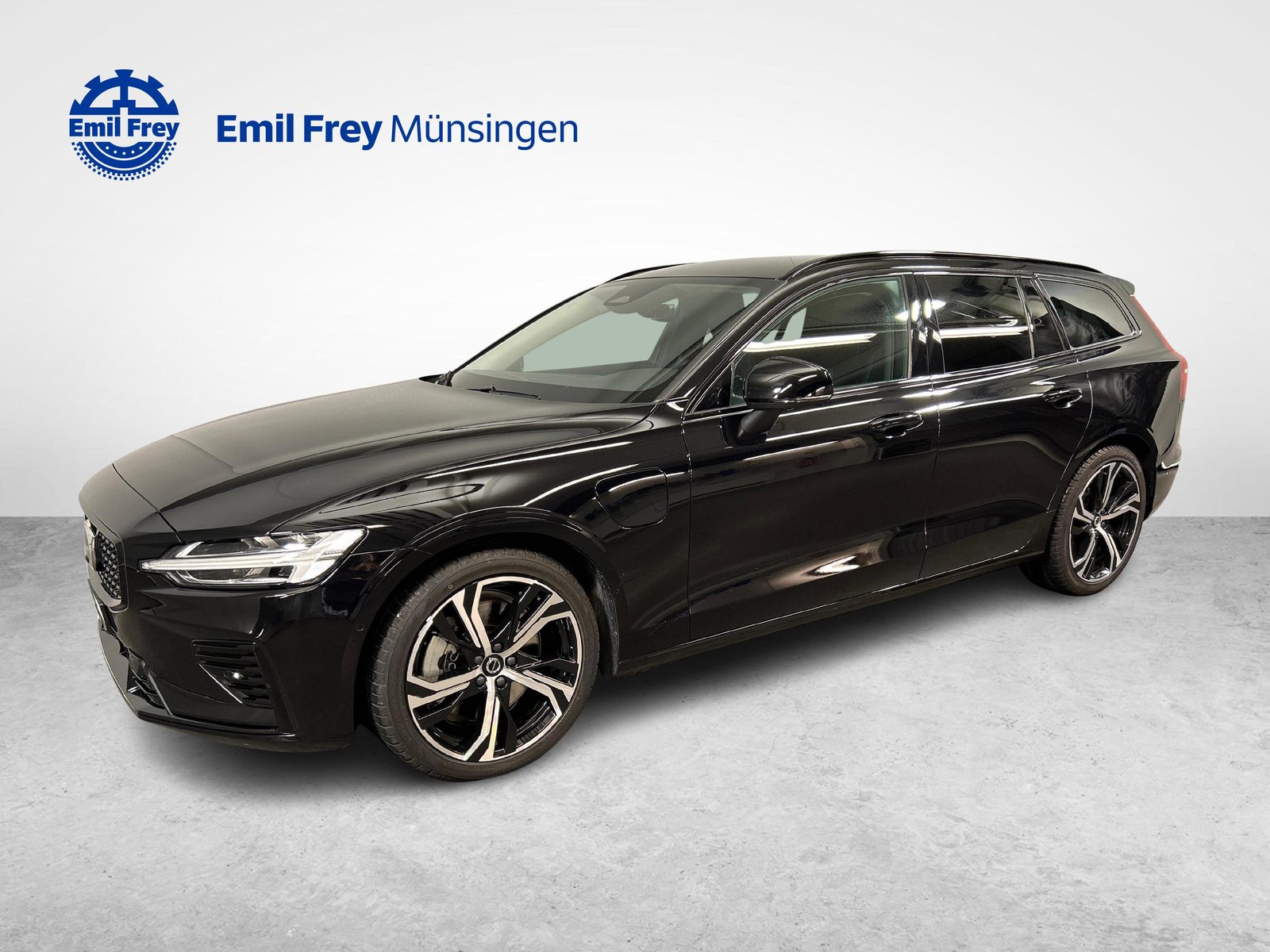 VOLVO V60 2.0 T6 TE Plus Dark eAWD, Hybride Rechargeable Essence/Électricité, Occasion / Utilisé, Automatique - 3