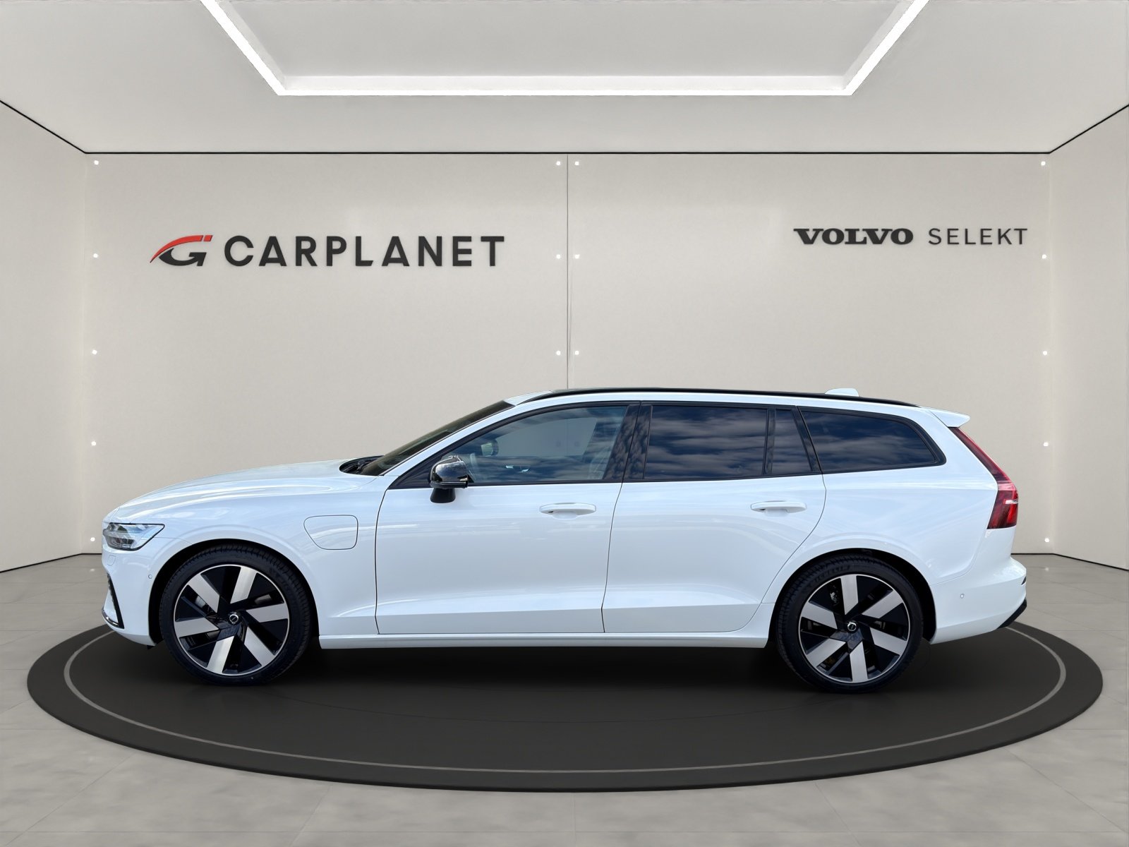 VOLVO V60 2.0 T8 TE Ultra Dark eAWD, Plug-in-Hybrid Benzina/Elettrica, Occasioni / Usate, Automatico - 3