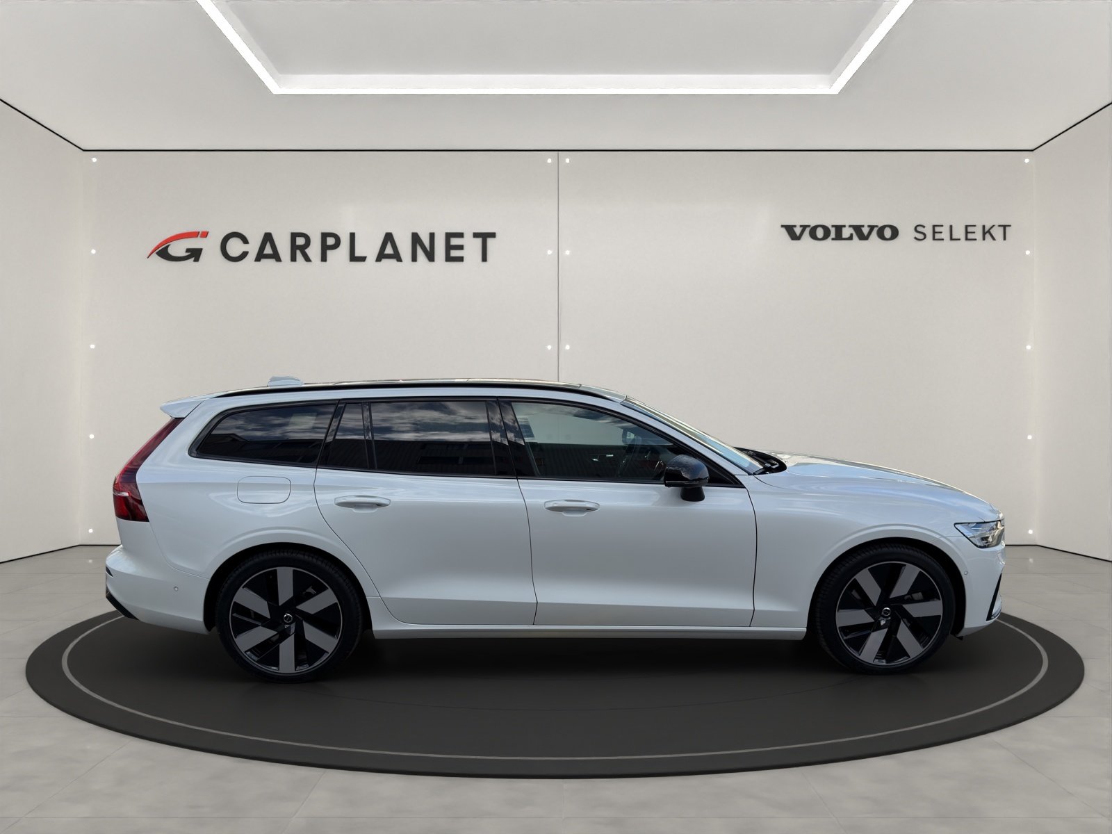 VOLVO V60 2.0 T8 TE Ultra Dark eAWD, Plug-in-Hybrid Benzina/Elettrica, Occasioni / Usate, Automatico - 6