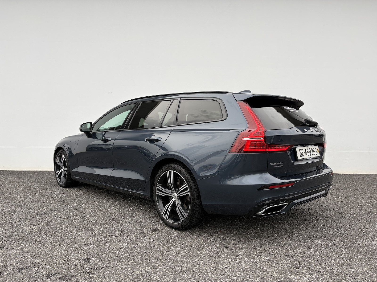 VOLVO V60 2.0 T6 TE R-Design eAWD, Hybride Rechargeable Essence/Électricité, Occasion / Utilisé, Automatique - 6