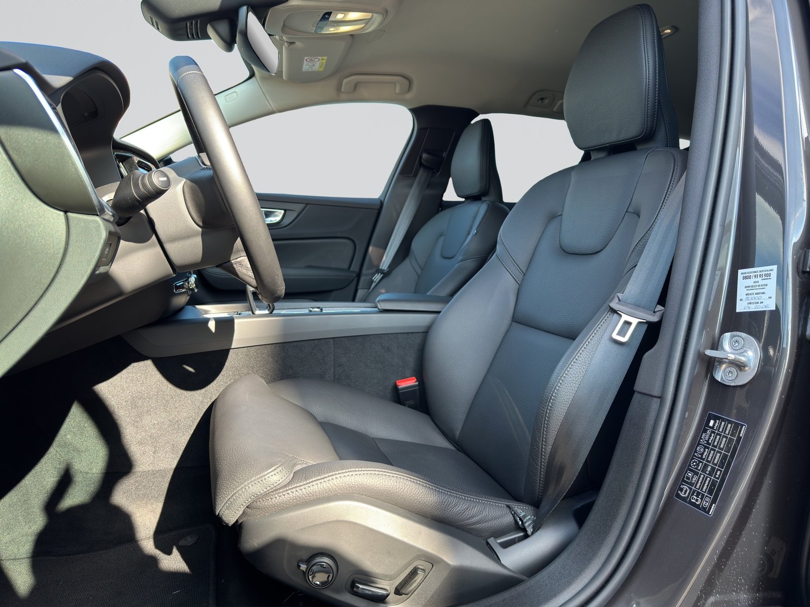 VOLVO V60 B4 Plus Dark DCT, Hybride Léger Essence/Électricité, Occasion / Utilisé, Automatique - 6