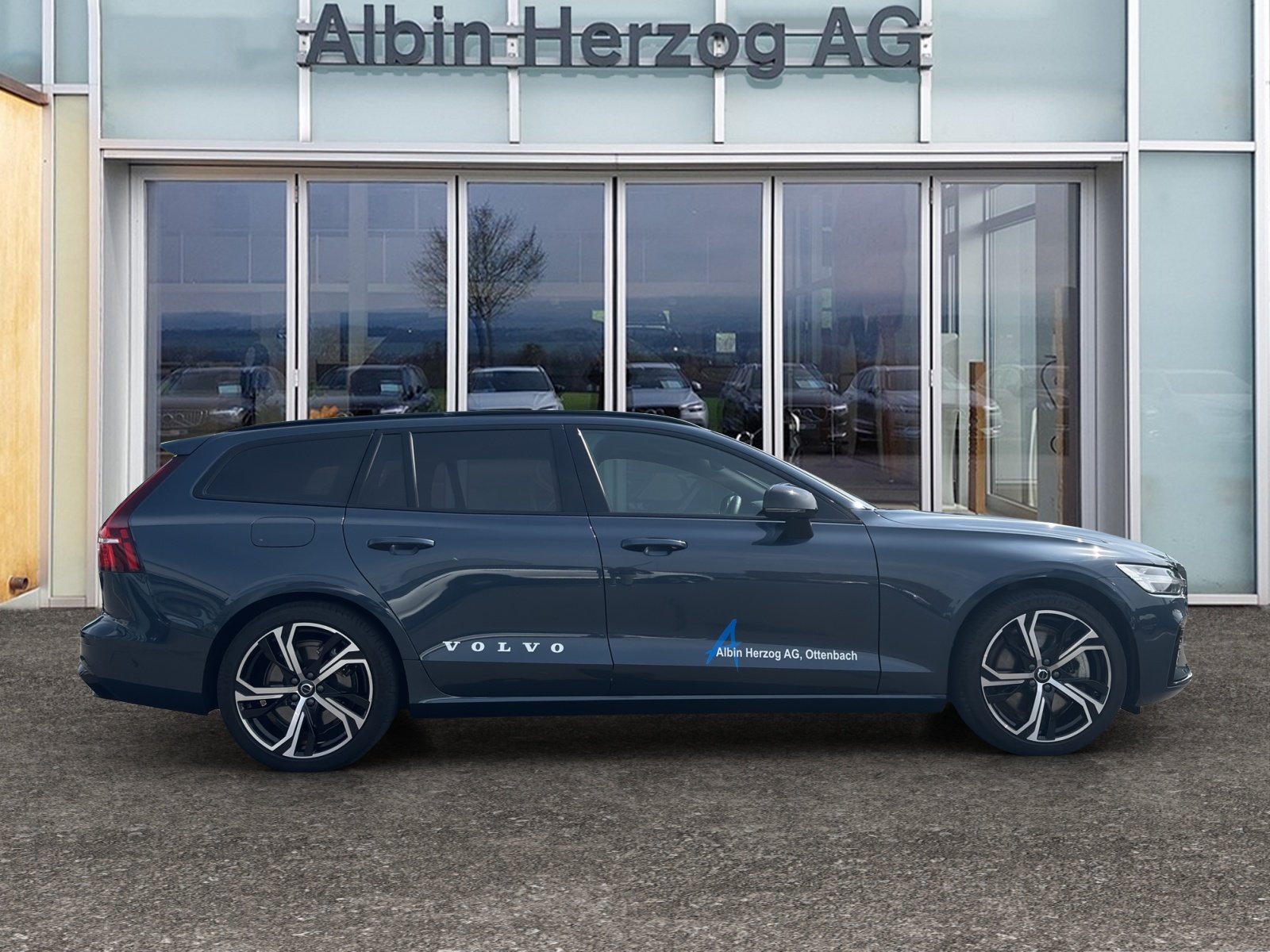 VOLVO V60 2.0 T8 TE Ultimate Dark eAWD, Hybride Rechargeable Essence/Électricité, Occasion / Utilisé, Automatique - 5