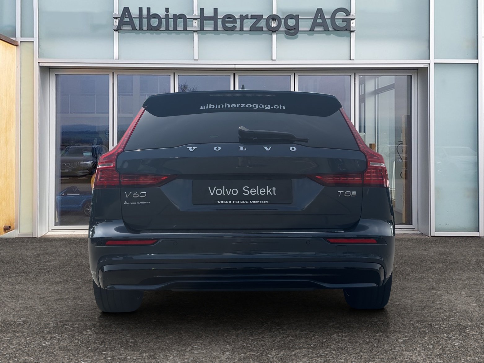 VOLVO V60 2.0 T8 TE Ultimate Dark eAWD, Hybride Rechargeable Essence/Électricité, Occasion / Utilisé, Automatique - 6