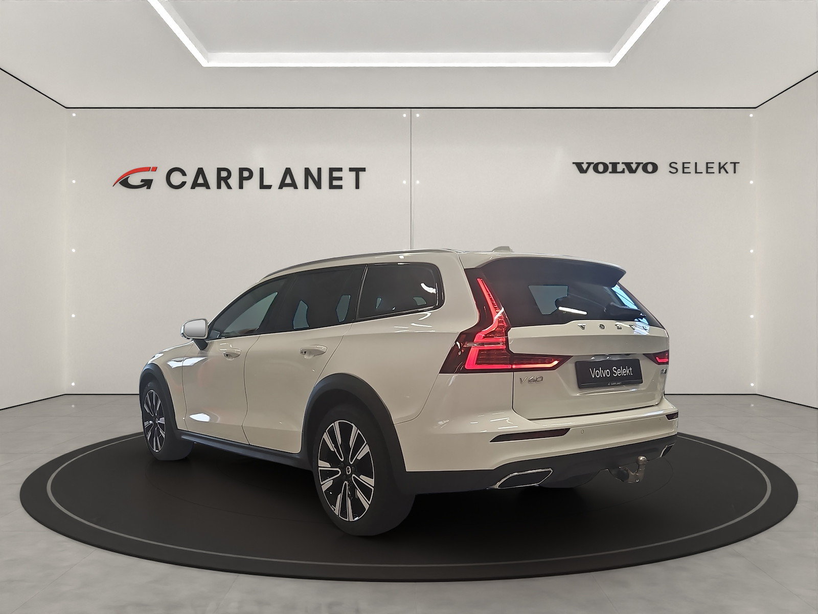 VOLVO V60 Cross Country 2.0 D4 AWD, Diesel, Occasion / Gebraucht, Automatik - 4