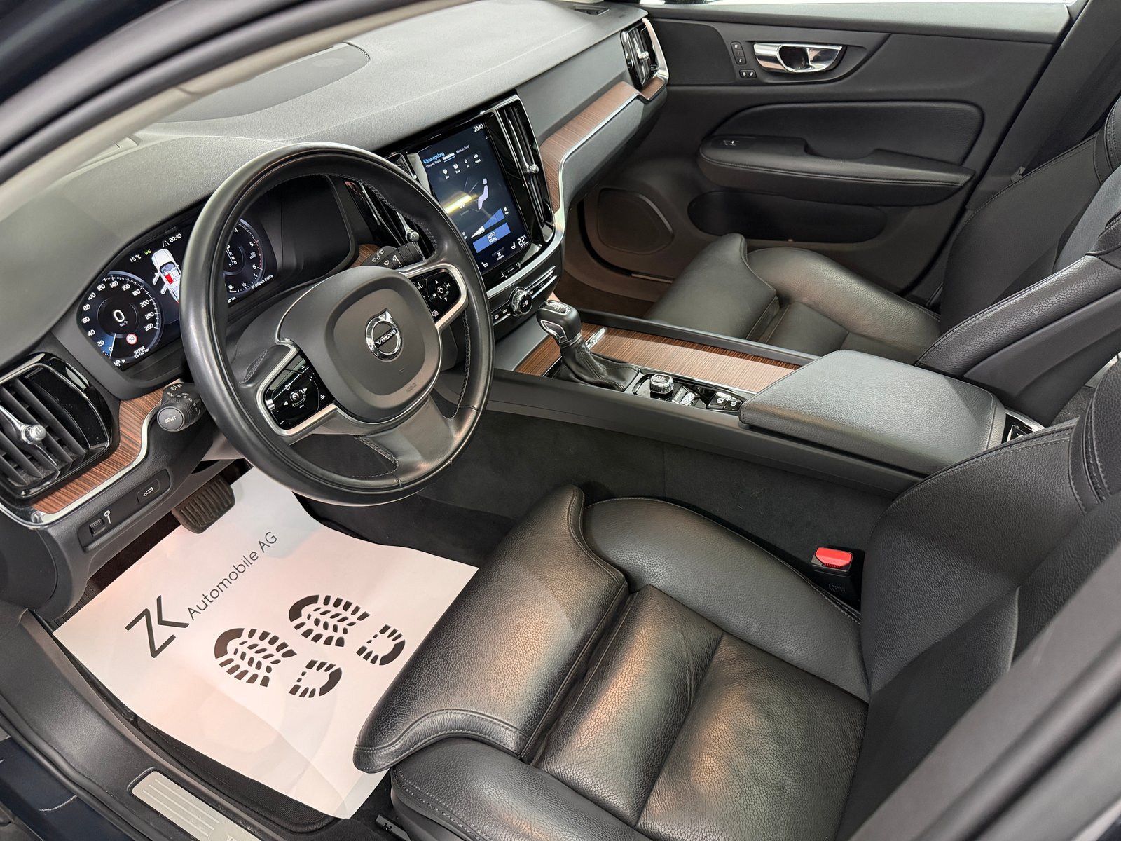 VOLVO V60 Cross Country D4 190PS SAVILE GREY AWD Geartronic, Diesel, Occasion / Gebraucht, Automatik - 7
