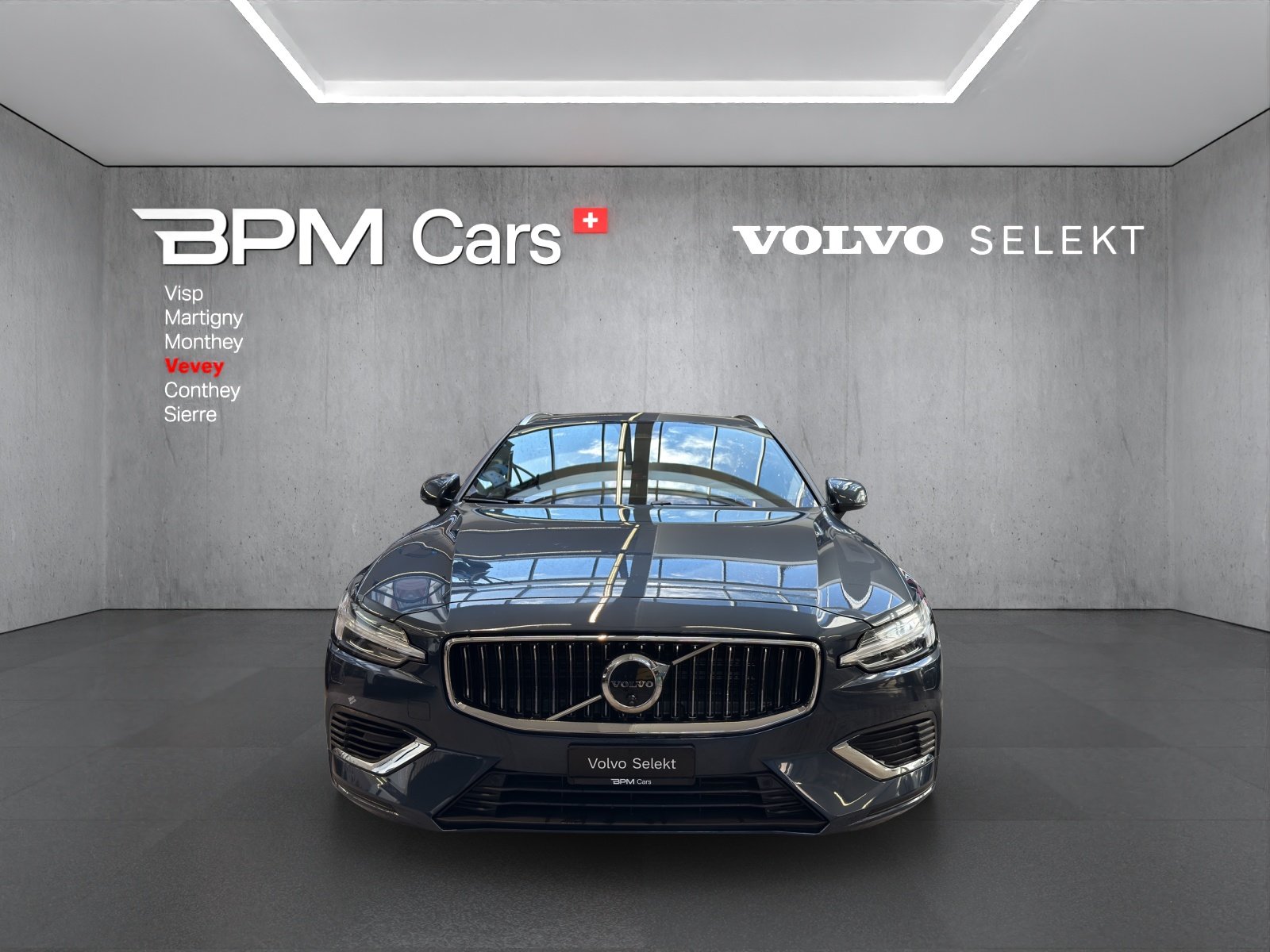 VOLVO V60 T6 eAWD Plug in Hybrid Ultra Bright Geartronic, Plug-in-Hybrid Benzina/Elettrica, Occasioni / Usate, Automatico - 2