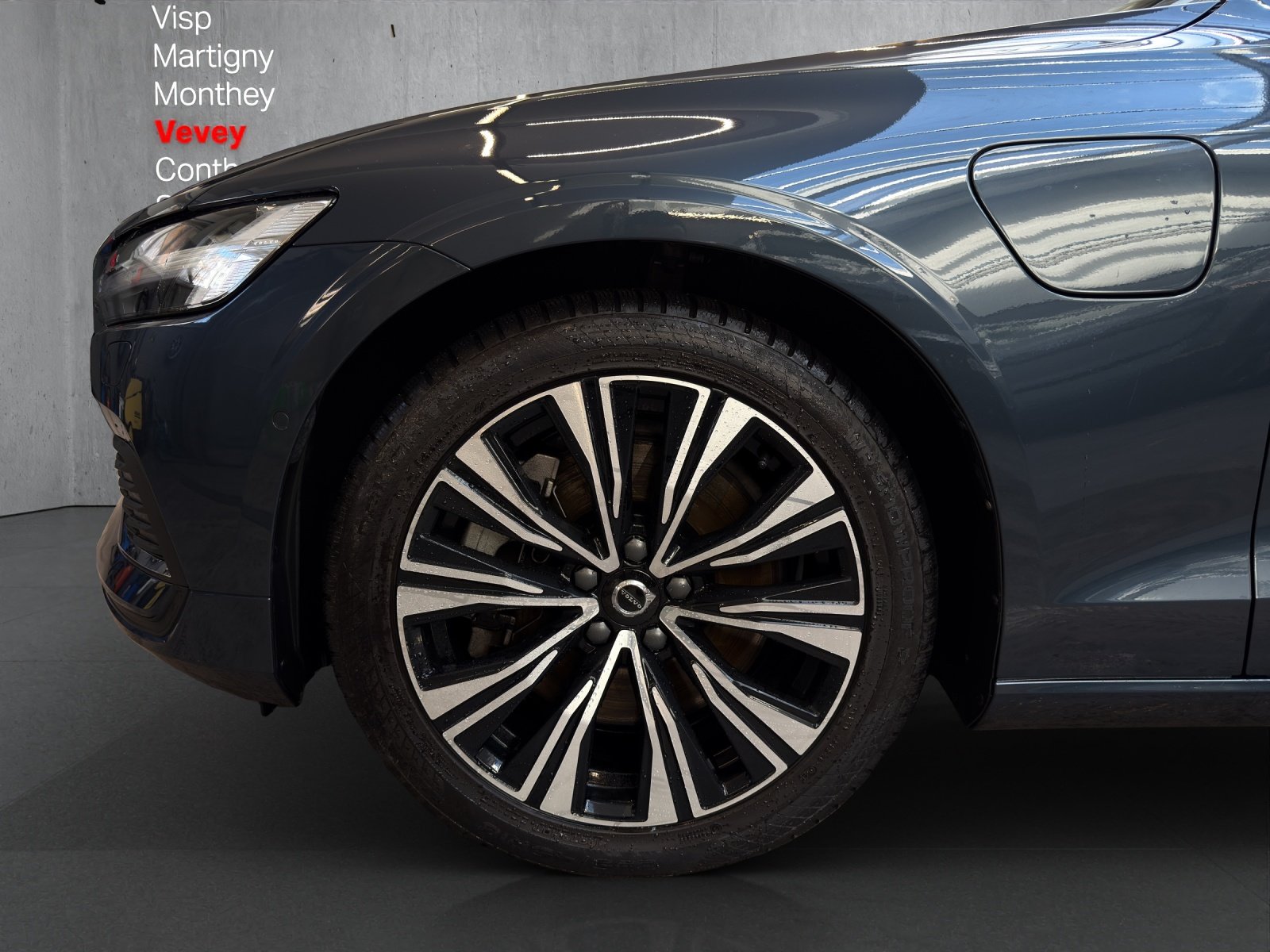 VOLVO V60 T6 eAWD Plug in Hybrid Ultra Bright Geartronic, Hybride Rechargeable Essence/Électricité, Occasion / Utilisé, Automatique - 7