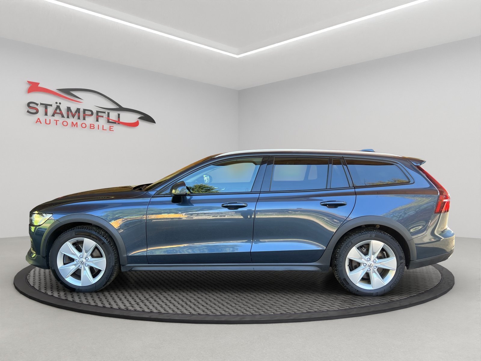 VOLVO V60 Cross Country D4 AWD Geartronic, Diesel, Occasioni / Usate, Automatico - 2
