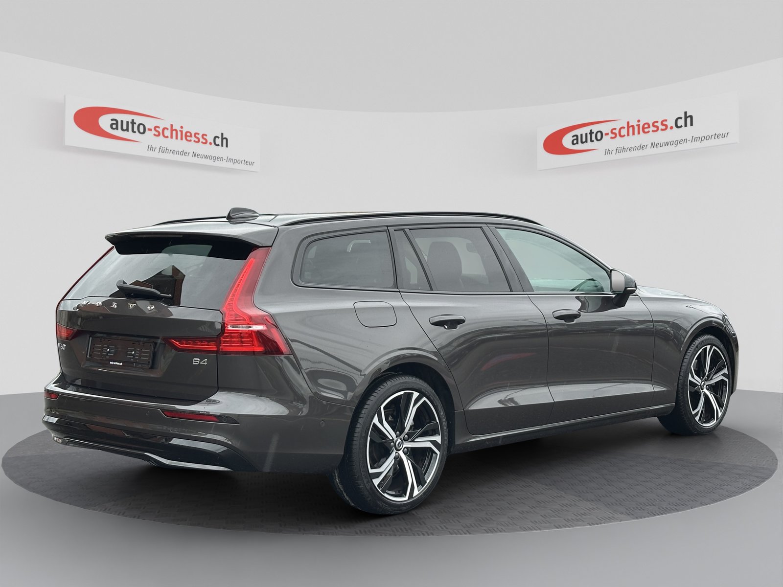 VOLVO V60 B4 Plus Dark DCT, Hybride Leggero Benzina/Elettrica, Occasioni / Usate, Automatico - 5