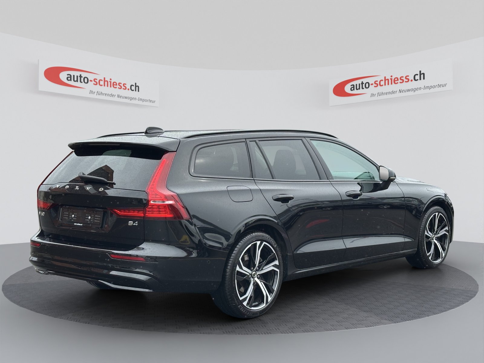 VOLVO V60 B4 Plus Dark DCT, Hybride Leggero Benzina/Elettrica, Occasioni / Usate, Automatico - 5