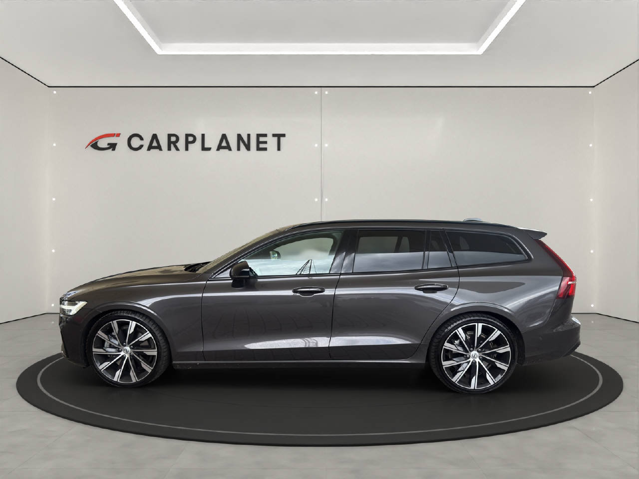 VOLVO V60 2.0 B5 Ultimate Dark AWD, Mild-Hybrid Benzin/Elektro, Occasion / Gebraucht, Automatik - 3