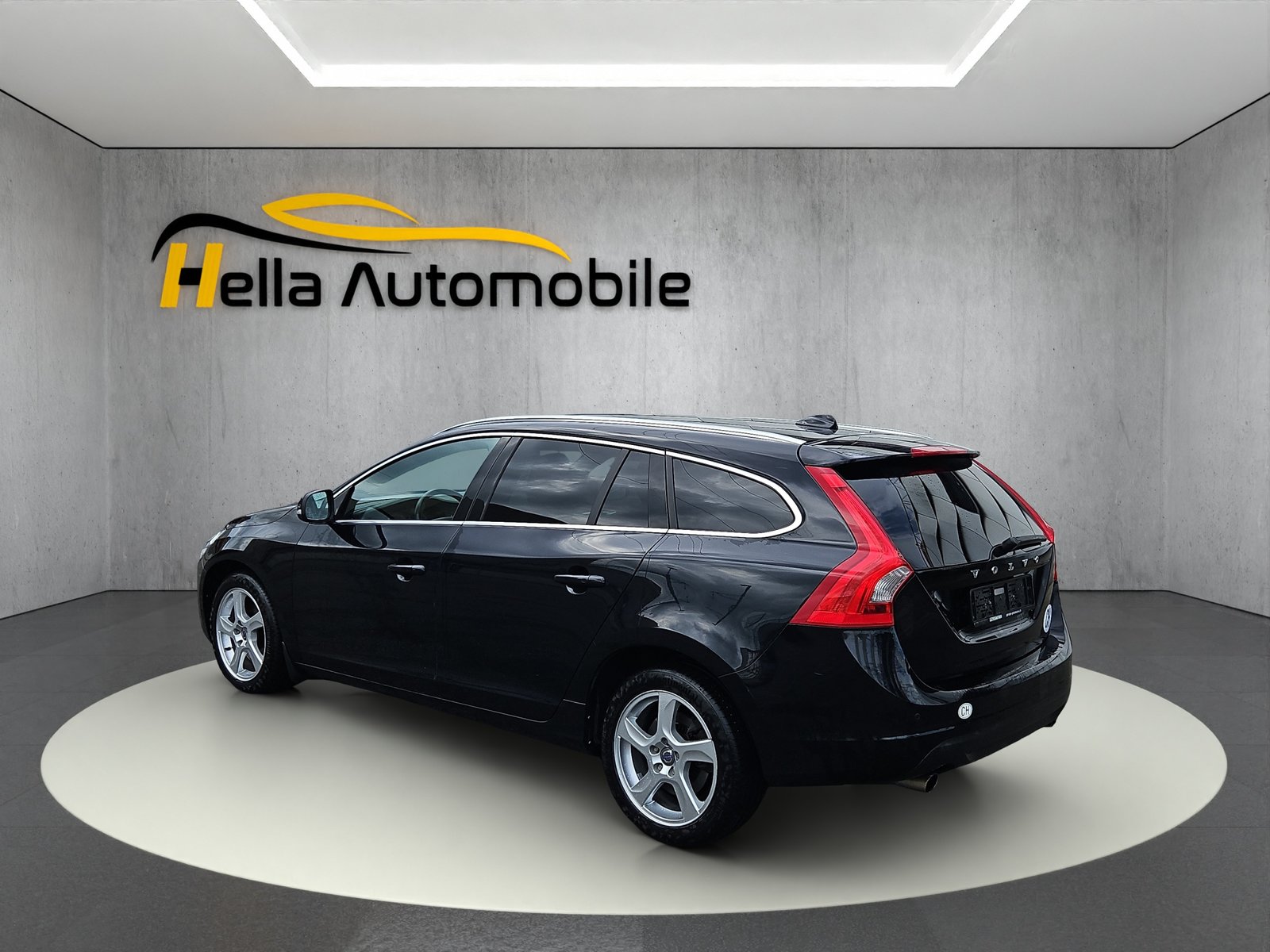VOLVO V60 T6 AWD Summum Geartronic, Petrol, Second hand / Used, Automatic - 3