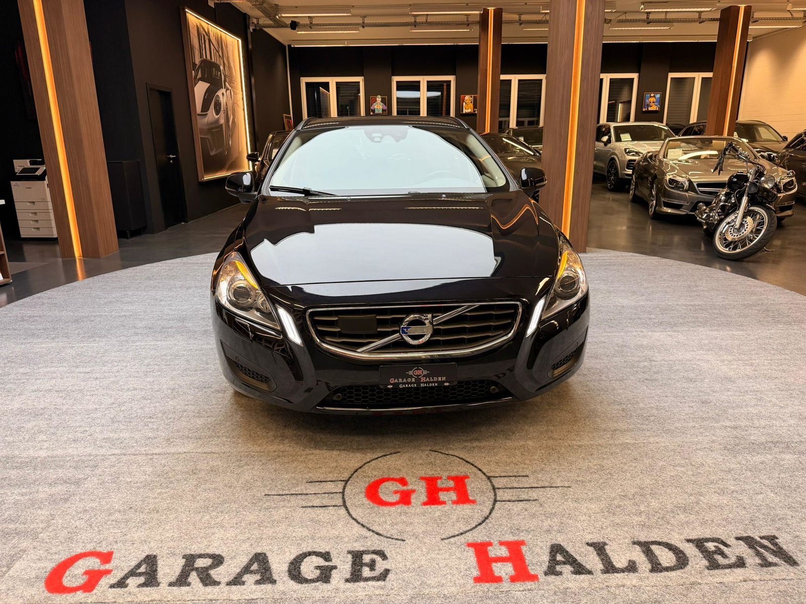 VOLVO V60 2.0 D3 Momentum S/S, Diesel, Occasion / Gebraucht, Automatik - 2