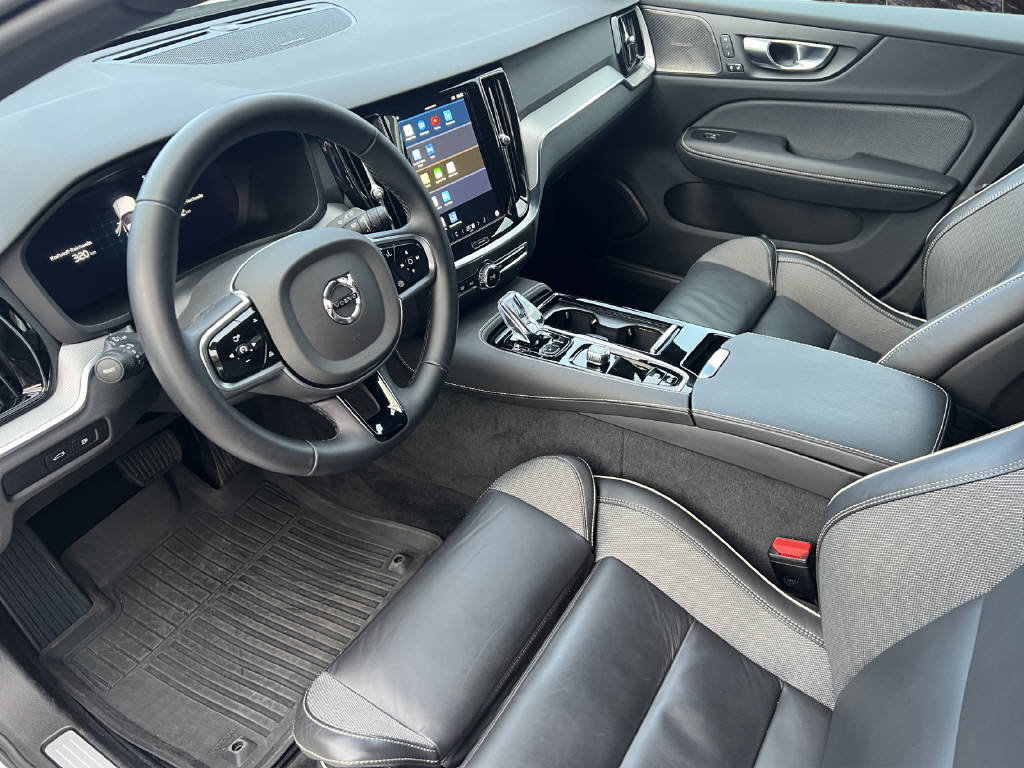 VOLVO V60 2.0 T6 TE Plus Dark eAWD, Plug-in-Hybrid Petrol/Electric, Second hand / Used, Automatic - 7