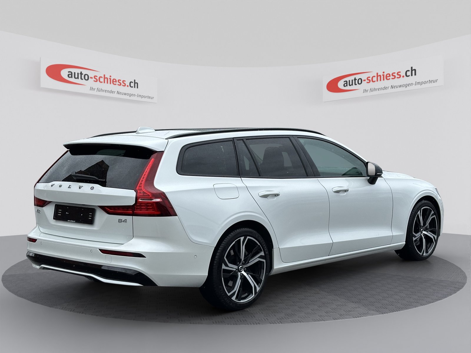 VOLVO V60 B4 Plus Dark DCT, Hybride Leggero Benzina/Elettrica, Occasioni / Usate, Automatico - 5