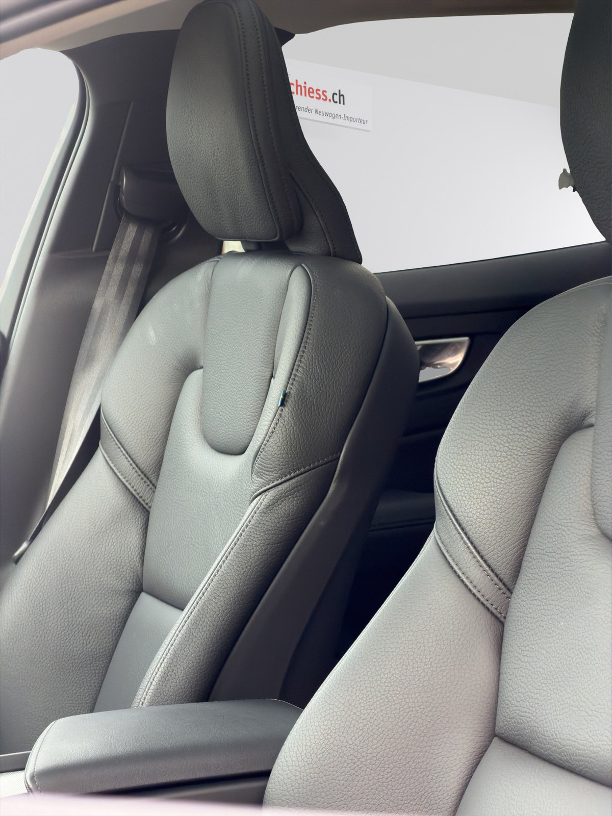 VOLVO V60 B4 Plus Dark DCT, Hybride Leggero Benzina/Elettrica, Occasioni / Usate, Automatico - 7