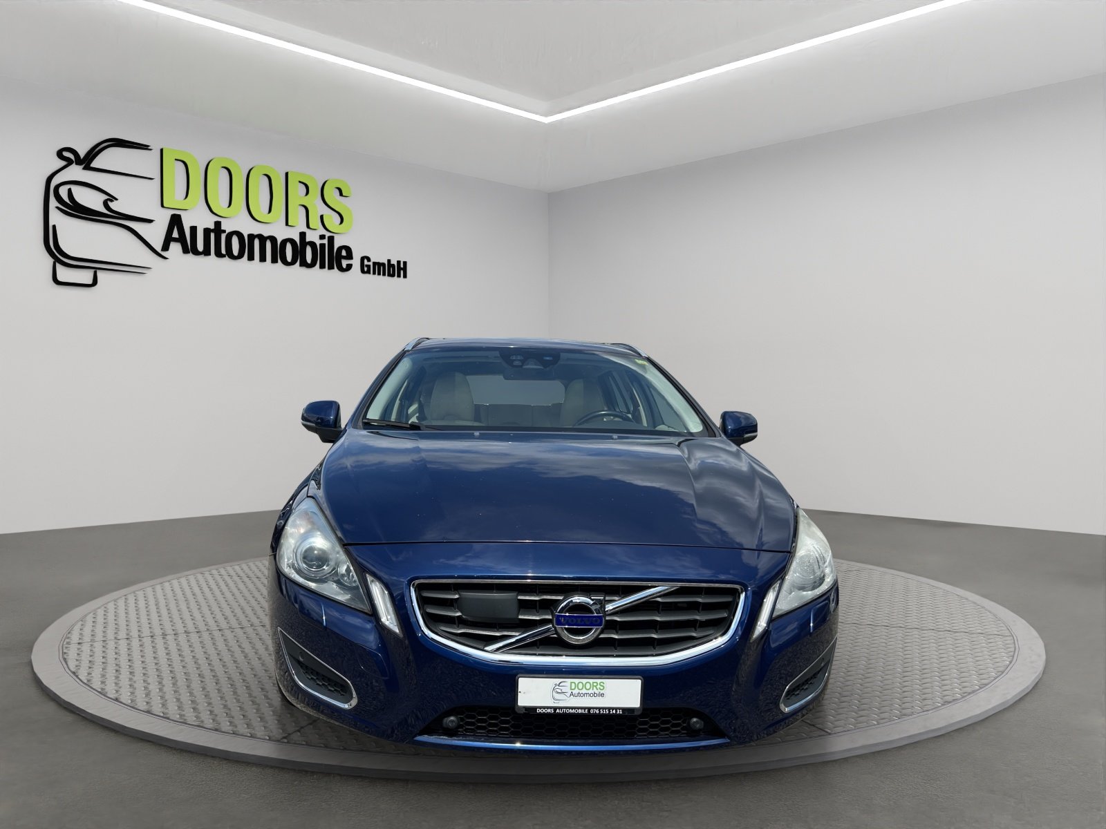 VOLVO V60 D5 OceanRace, Diesel, Second hand / Used, Manual - 2