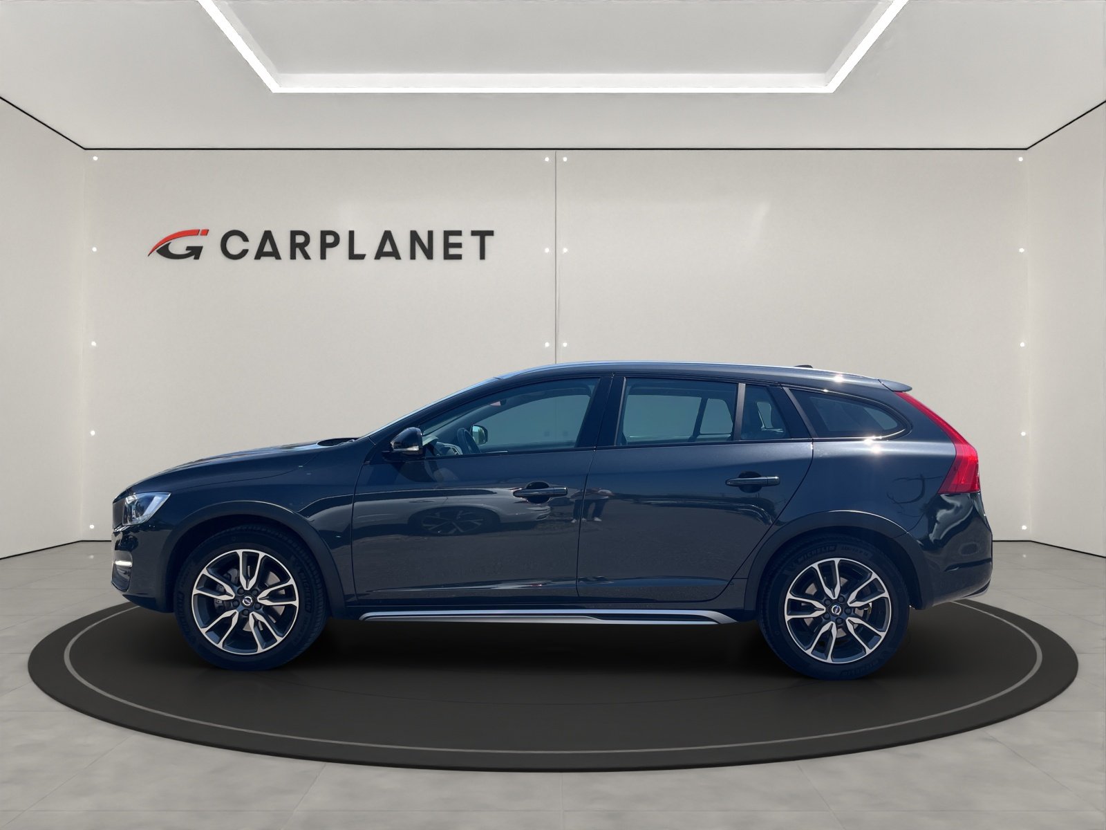 VOLVO V60 Cross Country 2.0 T5 Executive AWD S/S, Essence, Occasion / Utilisé, Automatique - 4