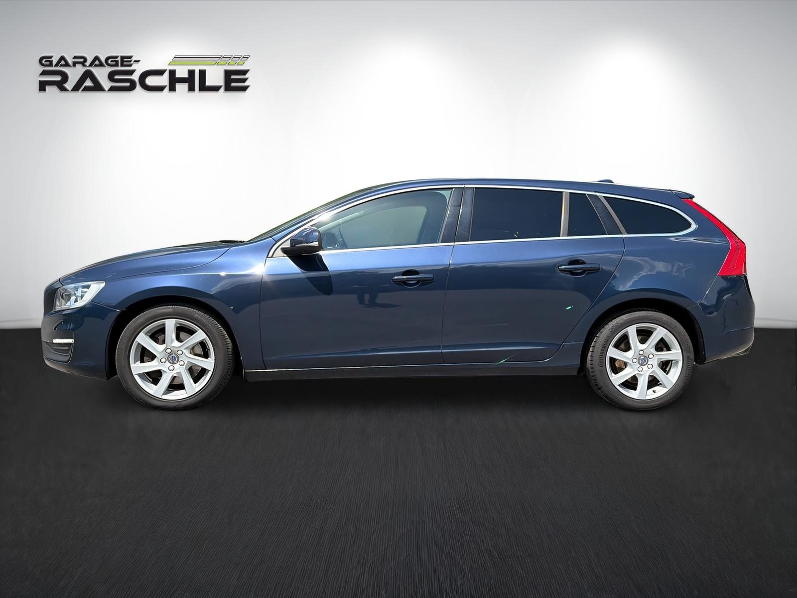 VOLVO V60 2.4 D5 Momentum AWD, Diesel, Occasion / Utilisé, Automatique - 4