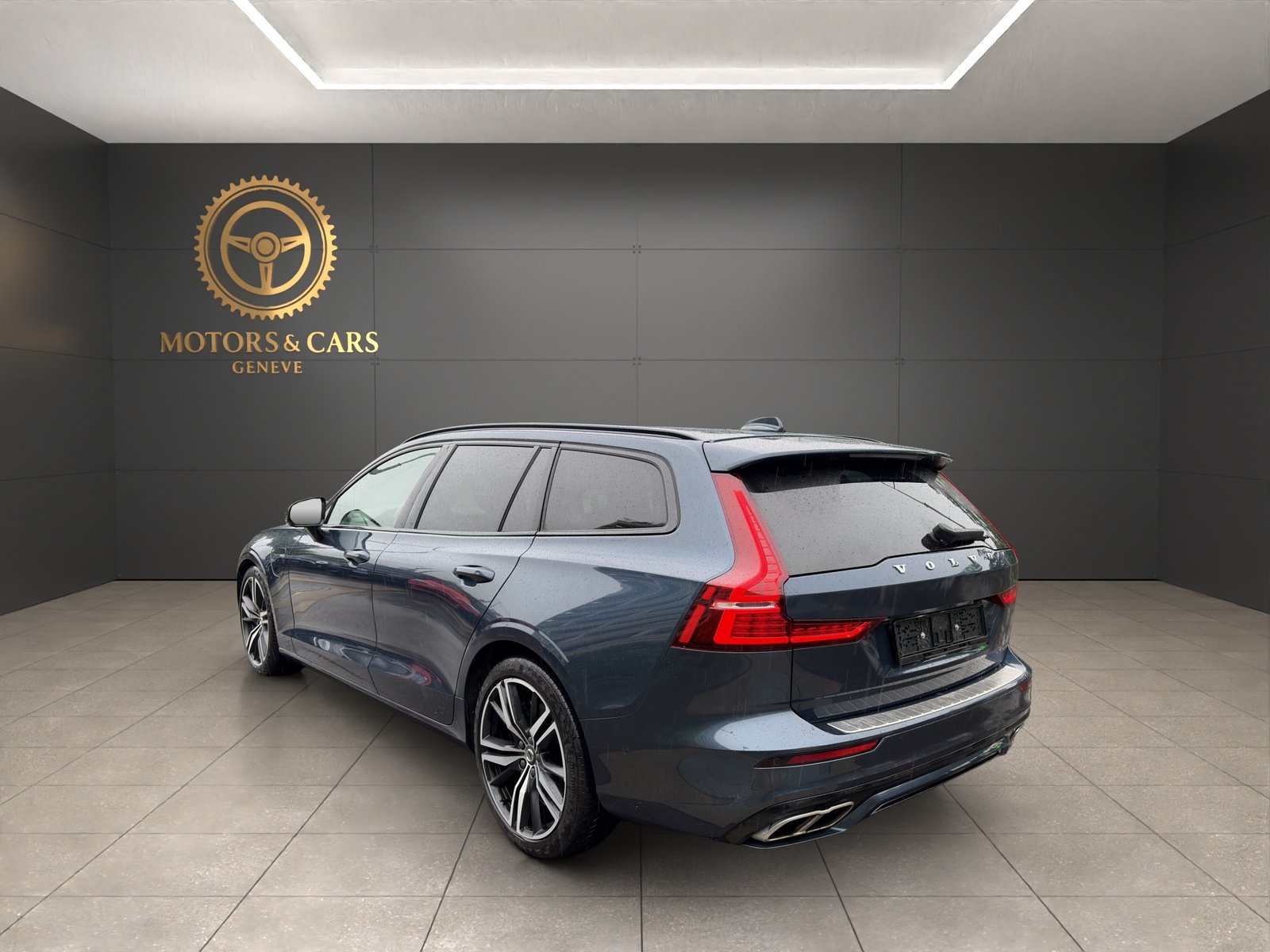 VOLVO V60 T8 eAWD Twin Engine R-Design Geartronic, Hybride Rechargeable Essence/Électricité, Occasion / Utilisé, Automatique - 3