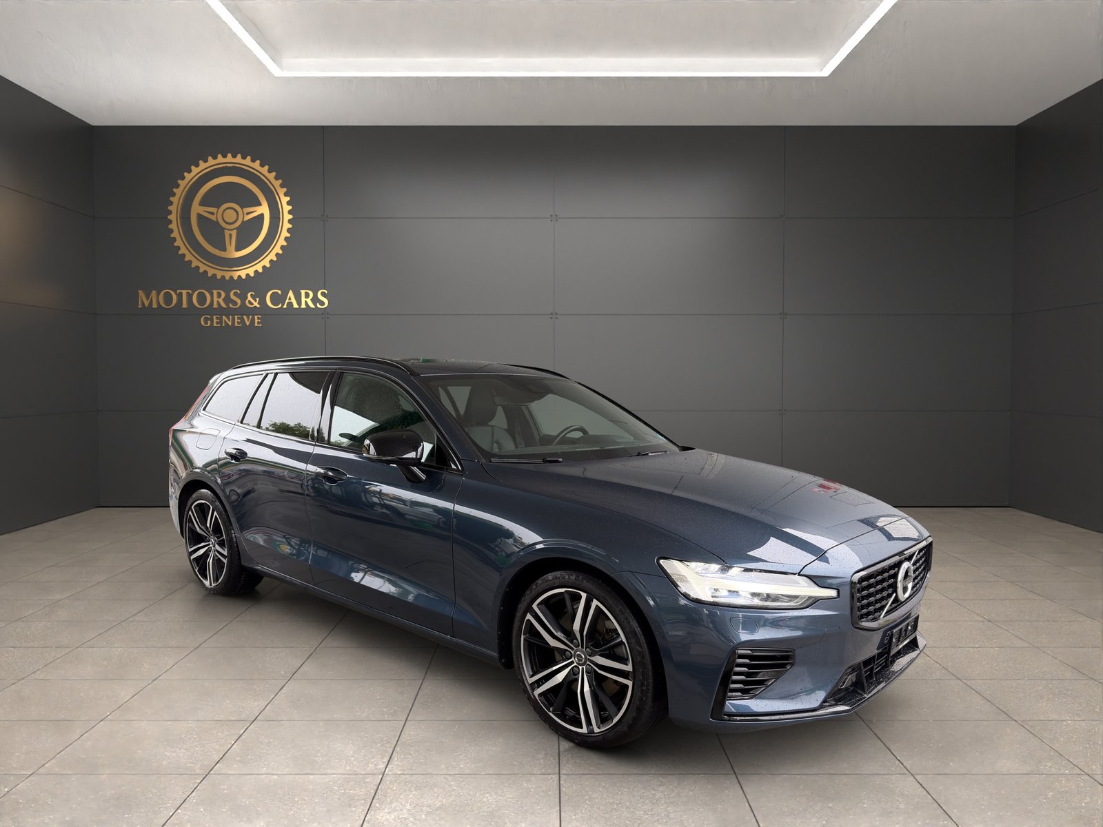 VOLVO V60 T8 eAWD Twin Engine R-Design Geartronic, Hybride Rechargeable Essence/Électricité, Occasion / Utilisé, Automatique - 7