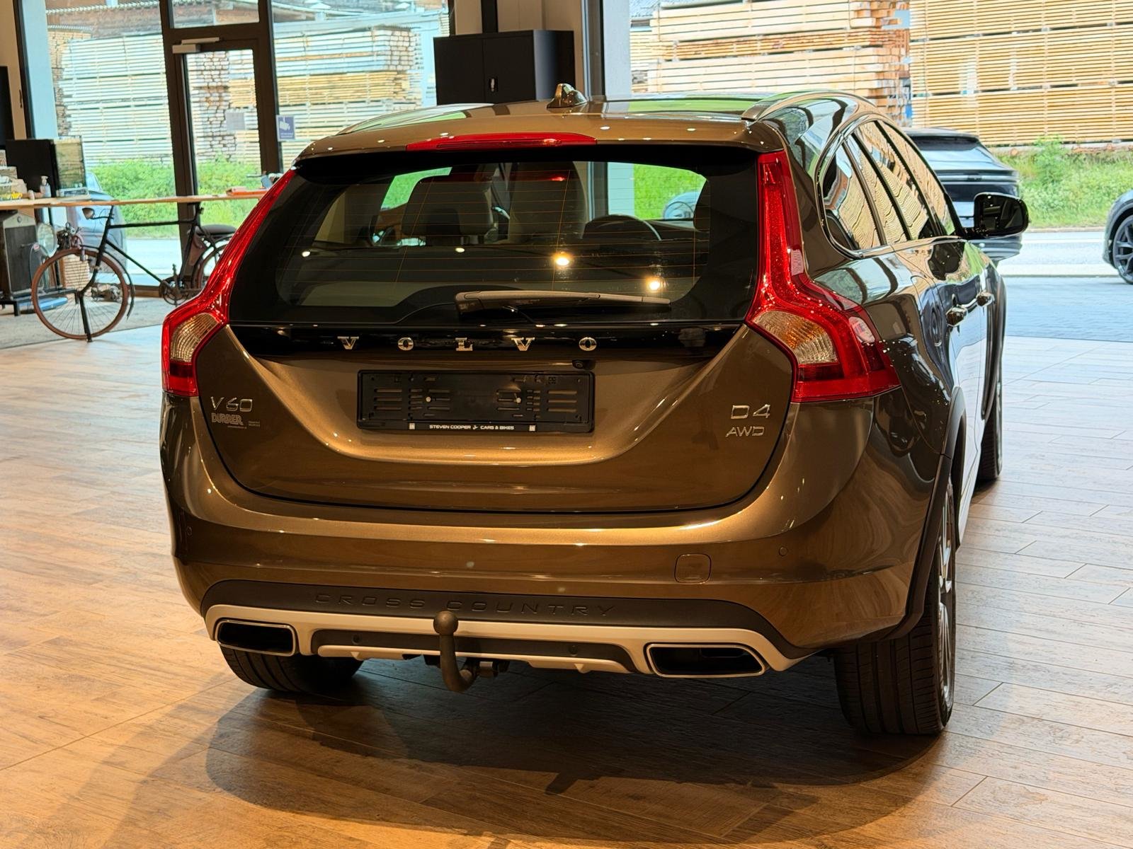 VOLVO V60 Cross Country D4 AWD Momentum Geartronic, Diesel, Occasioni / Usate, Automatico - 6