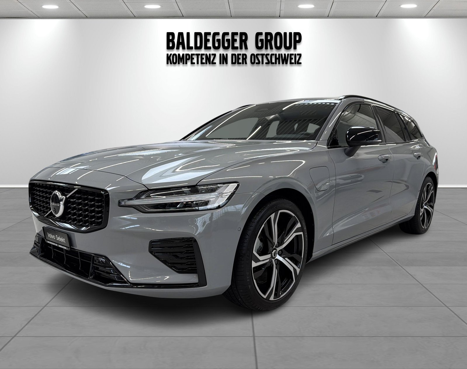 VOLVO V60 2.0 T6 TE Plus Dark eAWD, Full-Hybrid Petrol/Electric, Second hand / Used, Automatic - 6