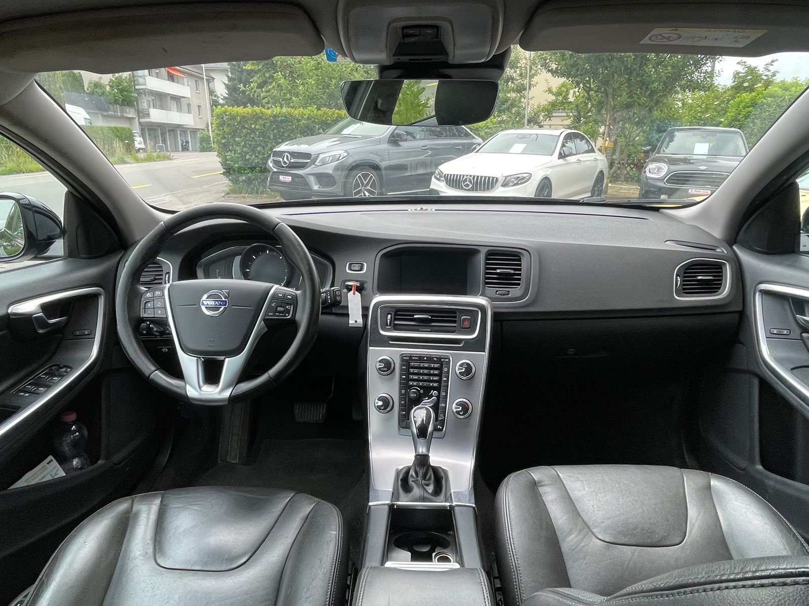 VOLVO V60 Cross Country D4 AWD Kinetic Geartronic, Diesel, Occasion / Utilisé, Automatique - 4