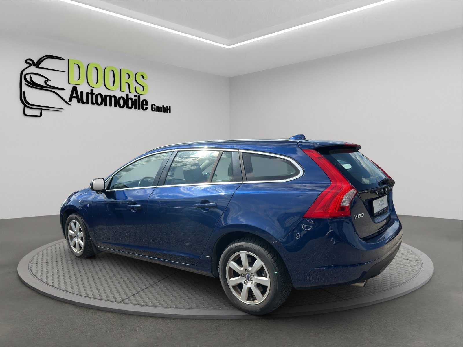 VOLVO V60 D5 OceanRace, Diesel, Second hand / Used, Manual - 7