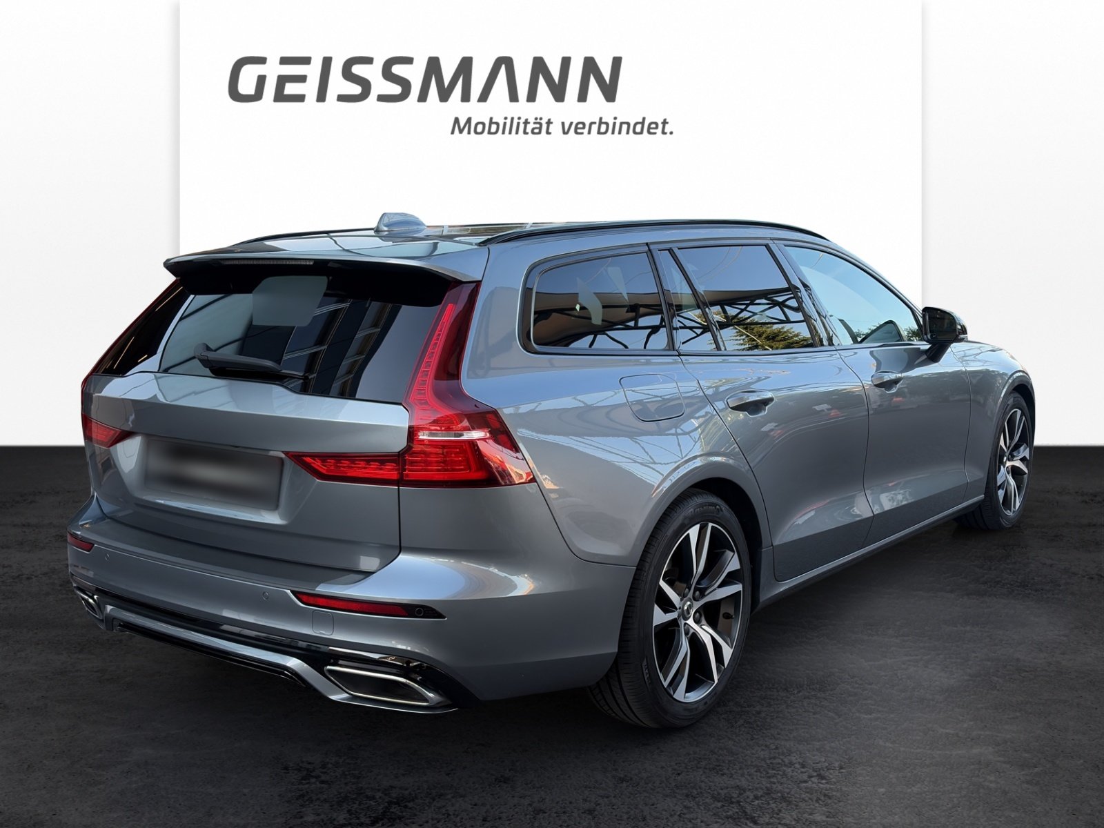 VOLVO V60 2.0 B5 R-Design AWD, Mild-Hybrid Benzin/Elektro, Occasion / Gebraucht, Automatik - 6