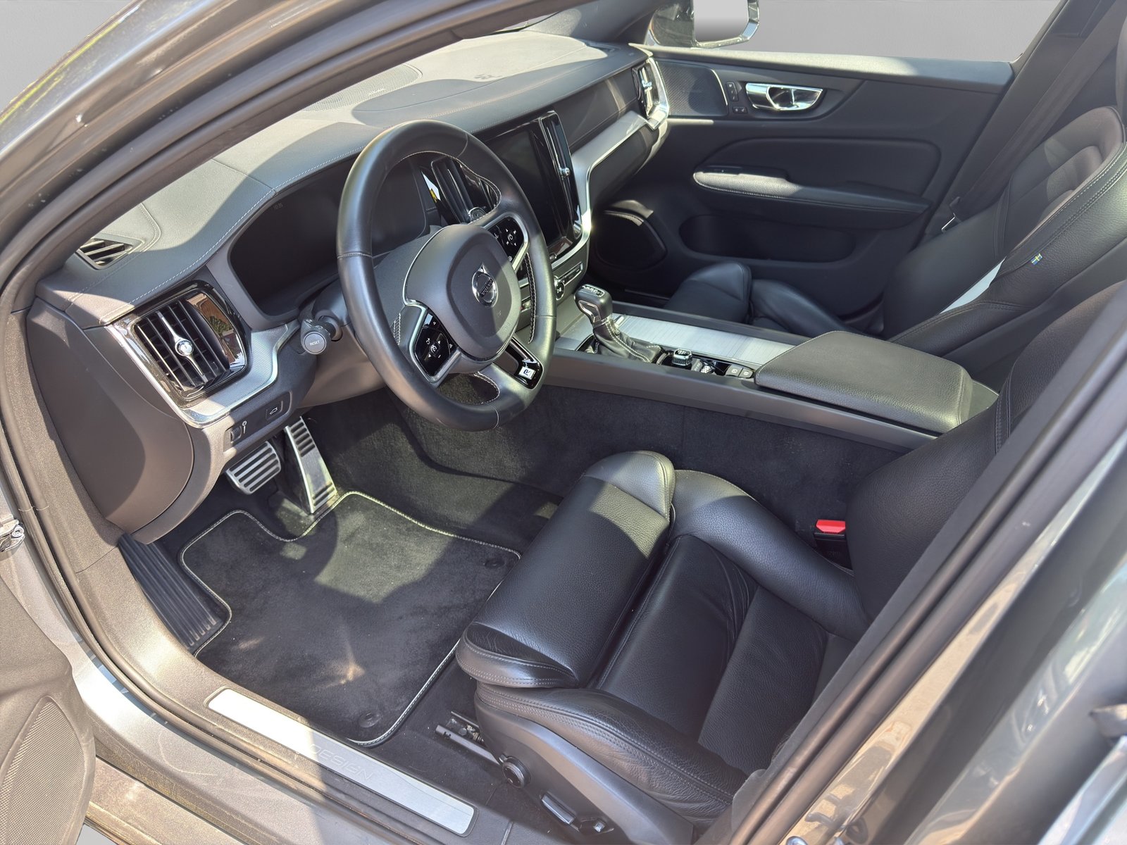 VOLVO V60 T5 R-Design Geartronic * Garantie * frisch MFK * 8, Benzin, Occasion / Gebraucht, Automatik - 7